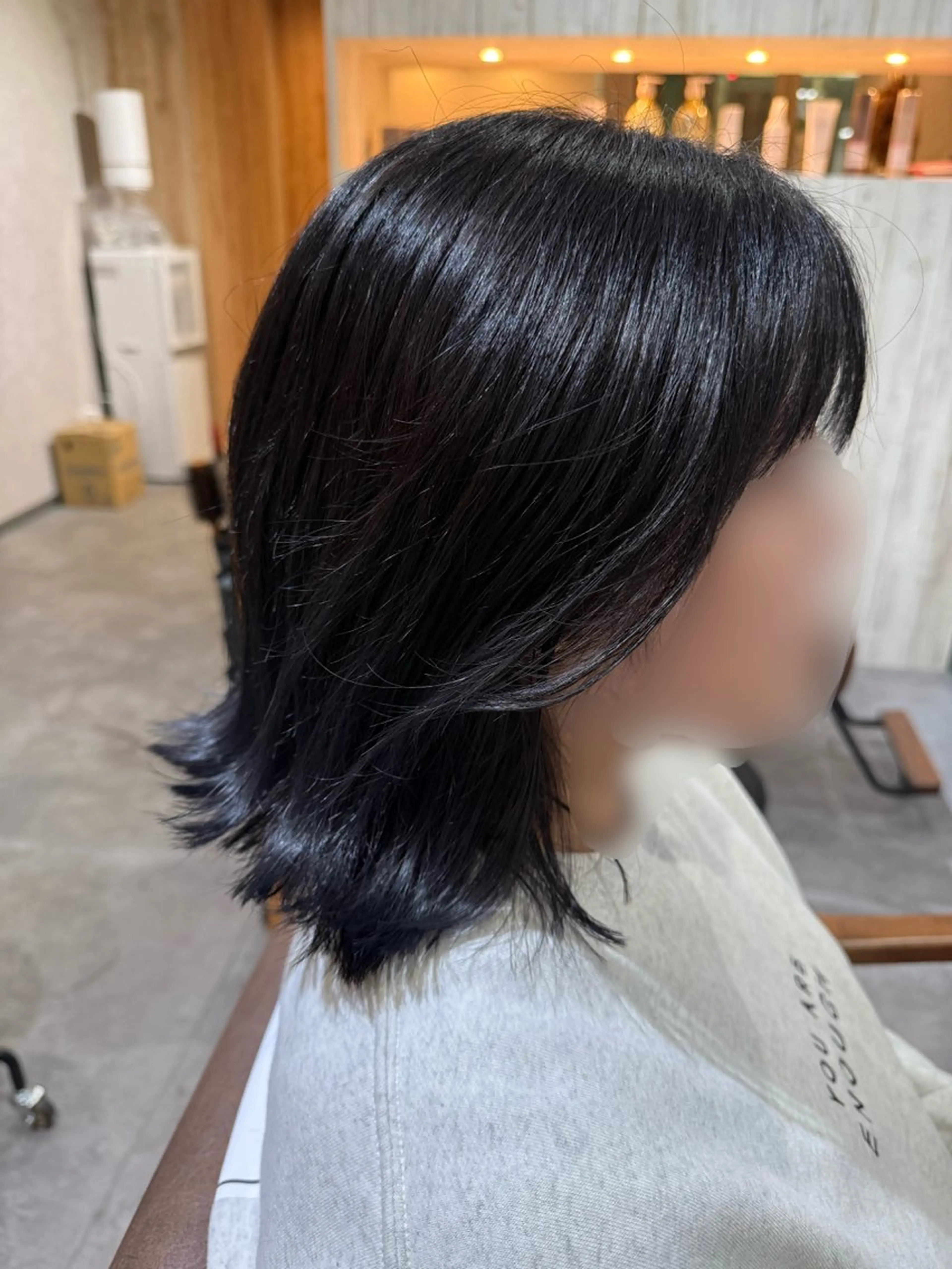 ミディアム カラー ブリーチ ネイビーカラー ヘアカラー Bish Yanaのヘアスタイル