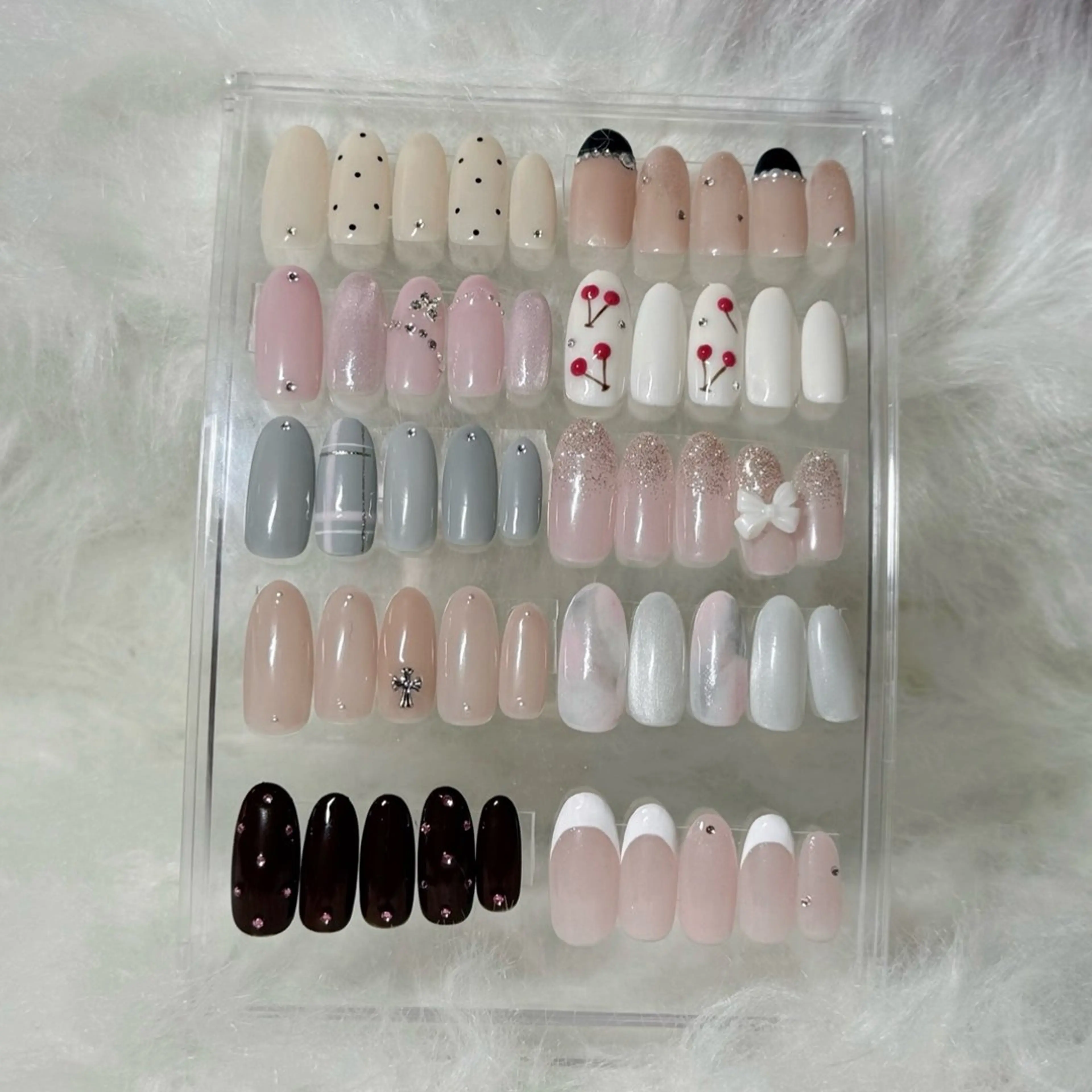 オフありハンドシンプルデザイン🎀💅🏻の写真