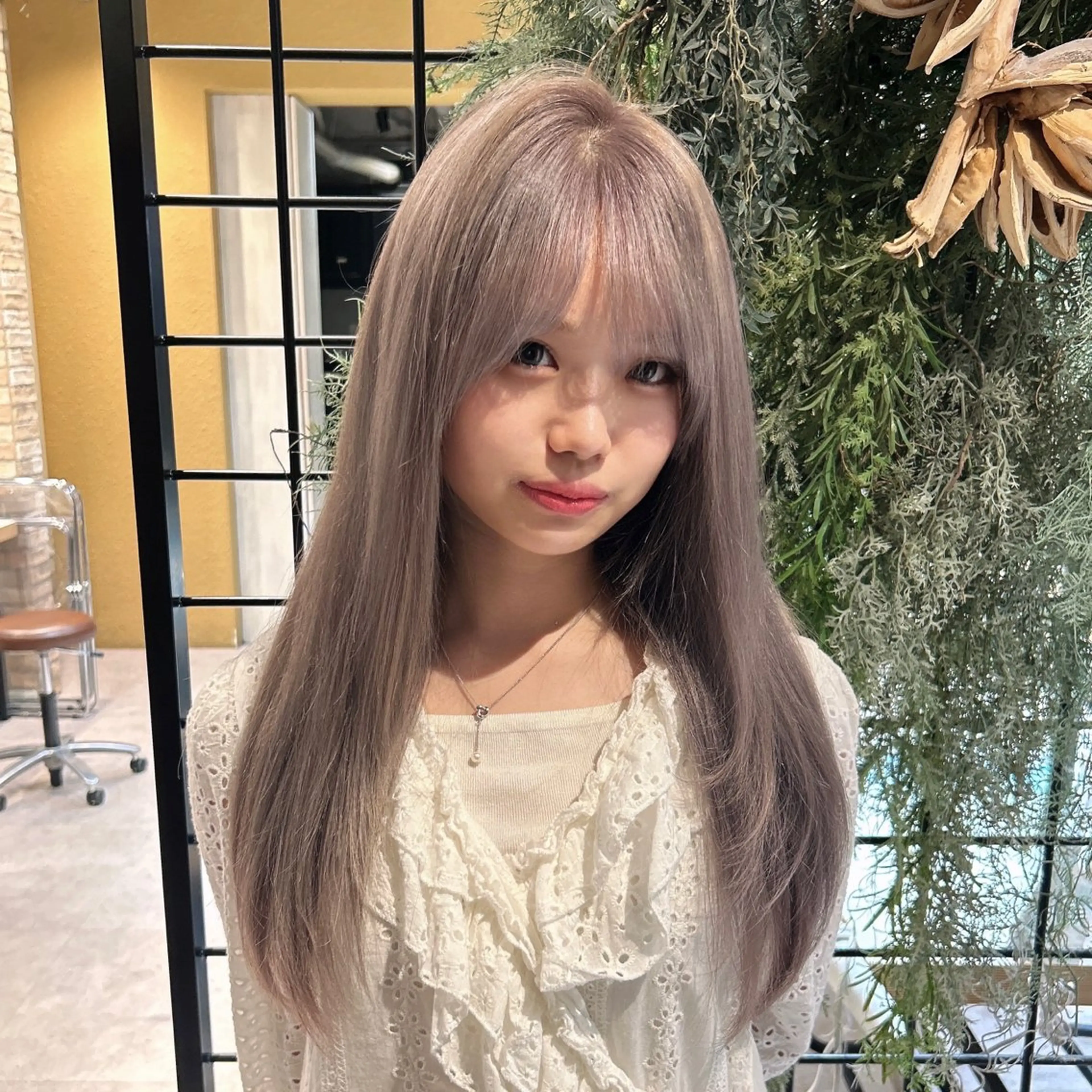 ロング カラー ブリーチ ラベンダーカラー レイヤーカット ローレイヤー カット ヘアカラー ハイトーン/レイヤー /メンズパーマのヘアスタイル