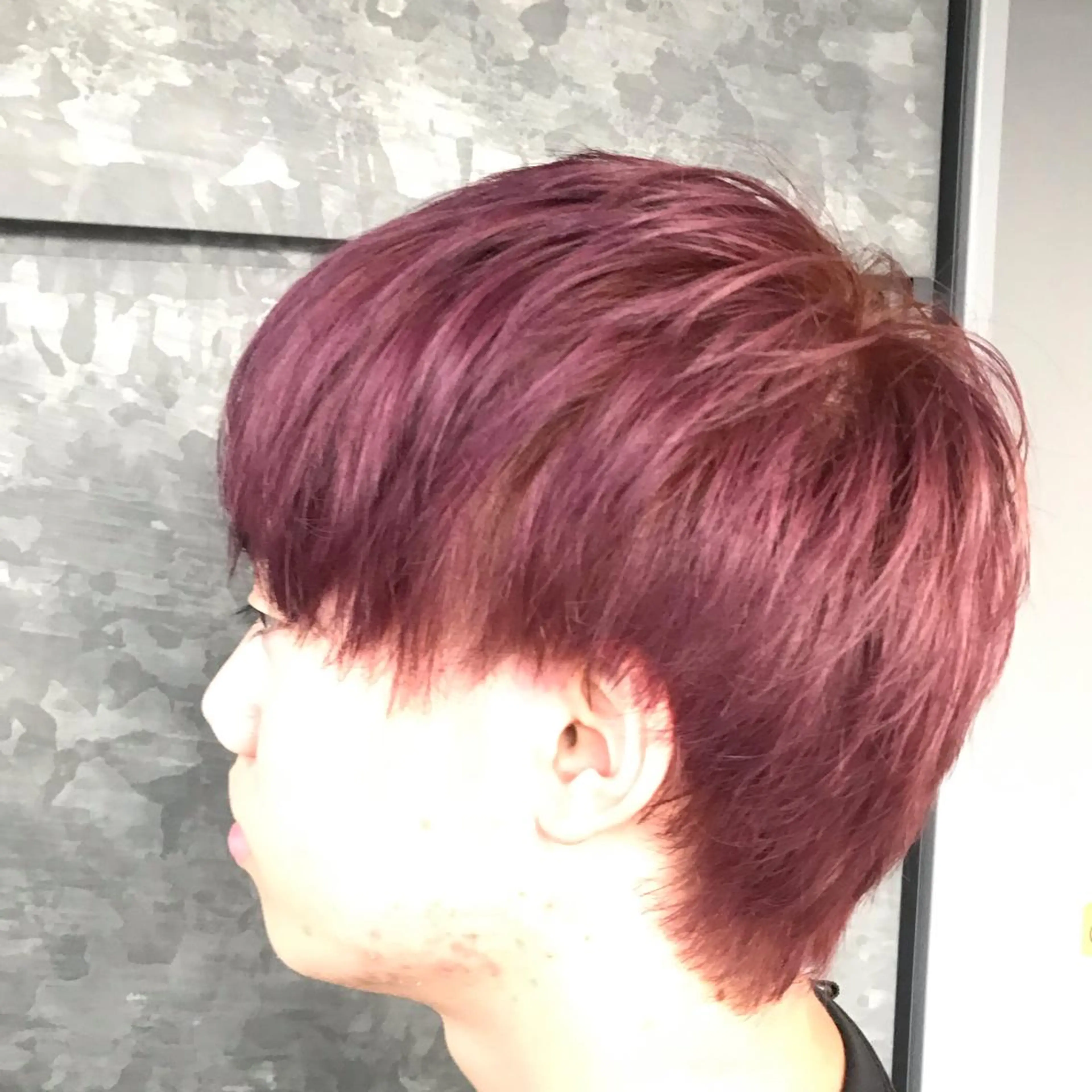 ショート カラー ブリーチ ピンクカラー ルスリー守山店所属・髪質改善美容師 🌟塚本のヘアスタイル