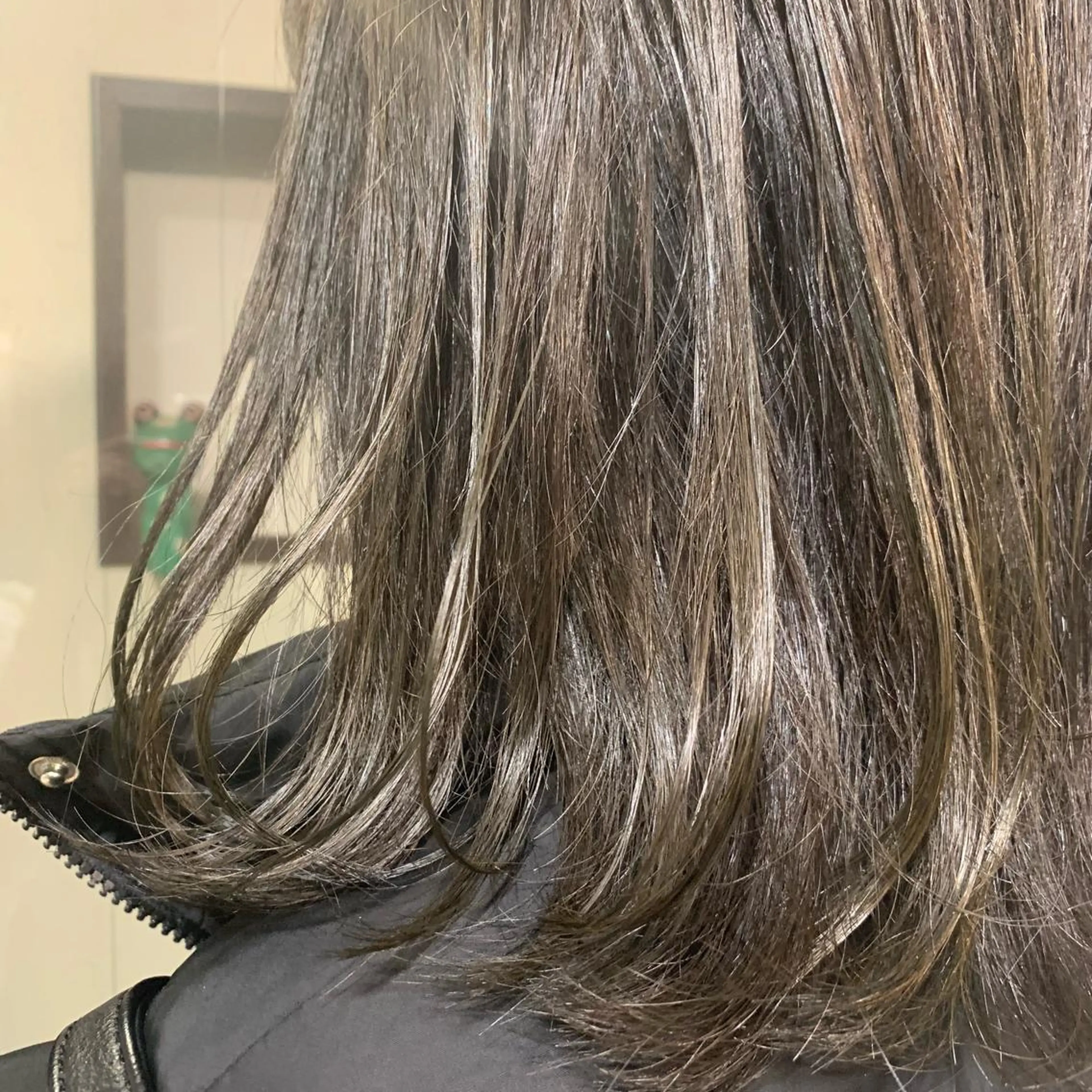 カラー インナーカラー🧸 suzunaのヘアスタイル