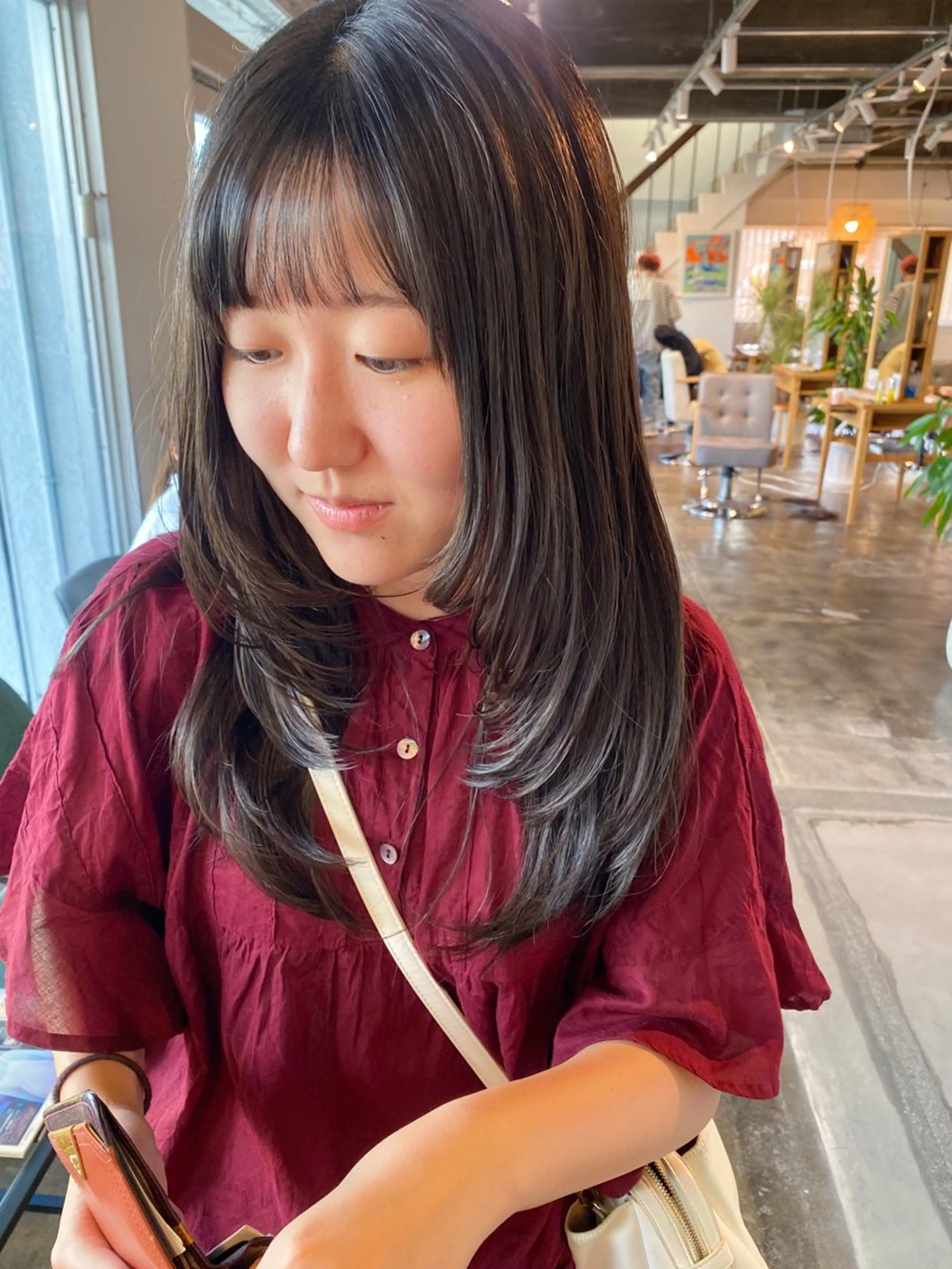 ロング 顔まわりレイヤー レイヤーカット 永縄 結花のヘアスタイル