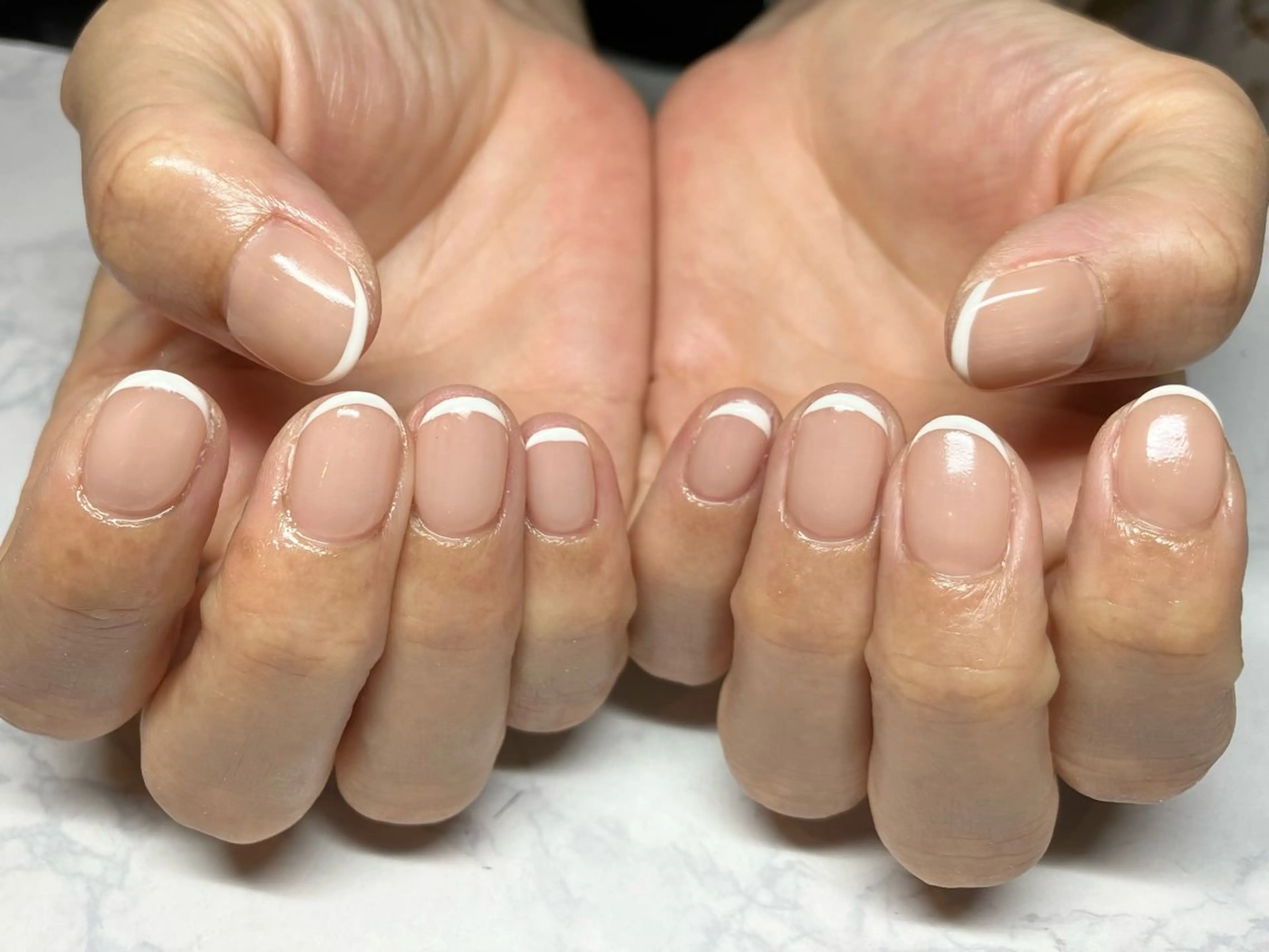 ネイル フレンチネイル ハンドネイル nailsalon Bonita【ボニータ】所属・✨ネイル💅ボニータ 💐Shioriのネイルデザイン