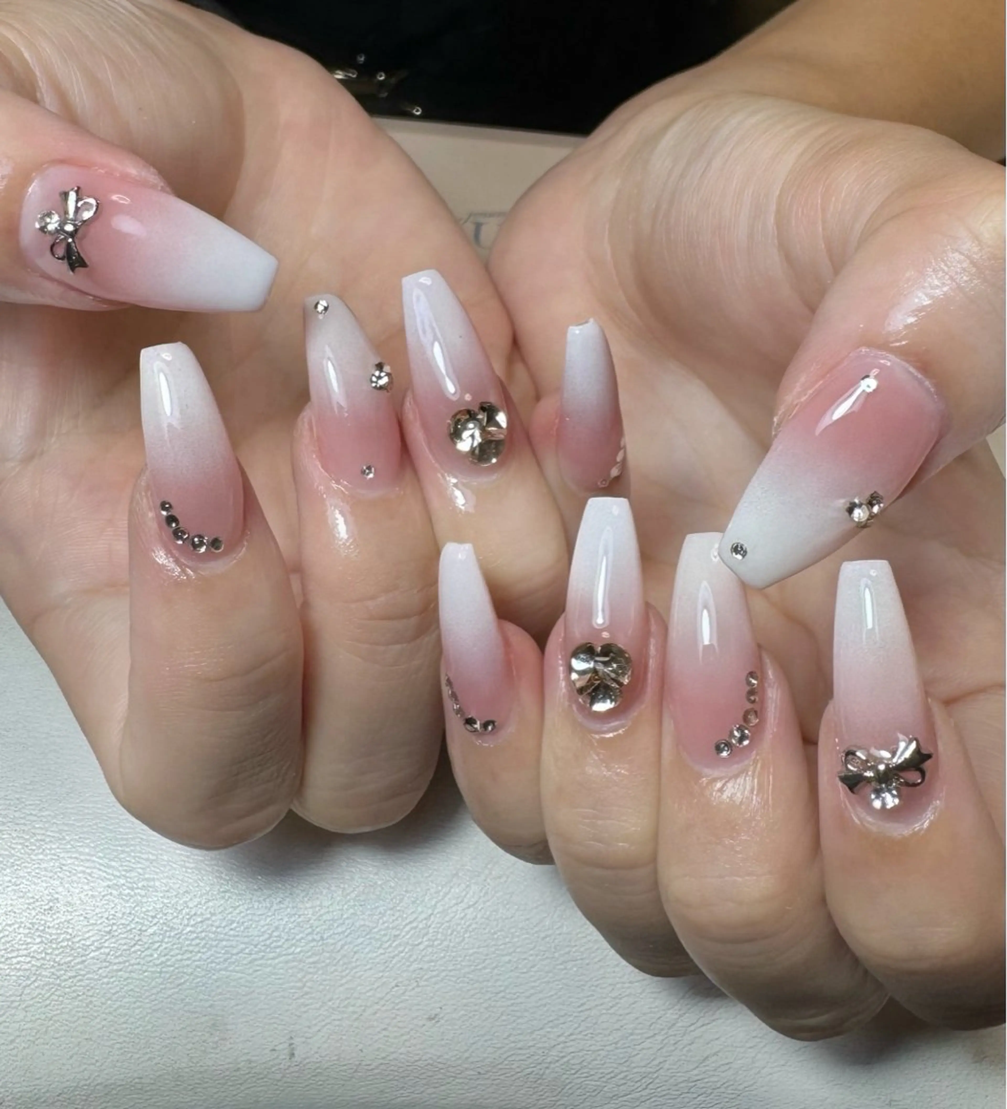 ネイル ハンドネイル ain nailのネイルデザイン