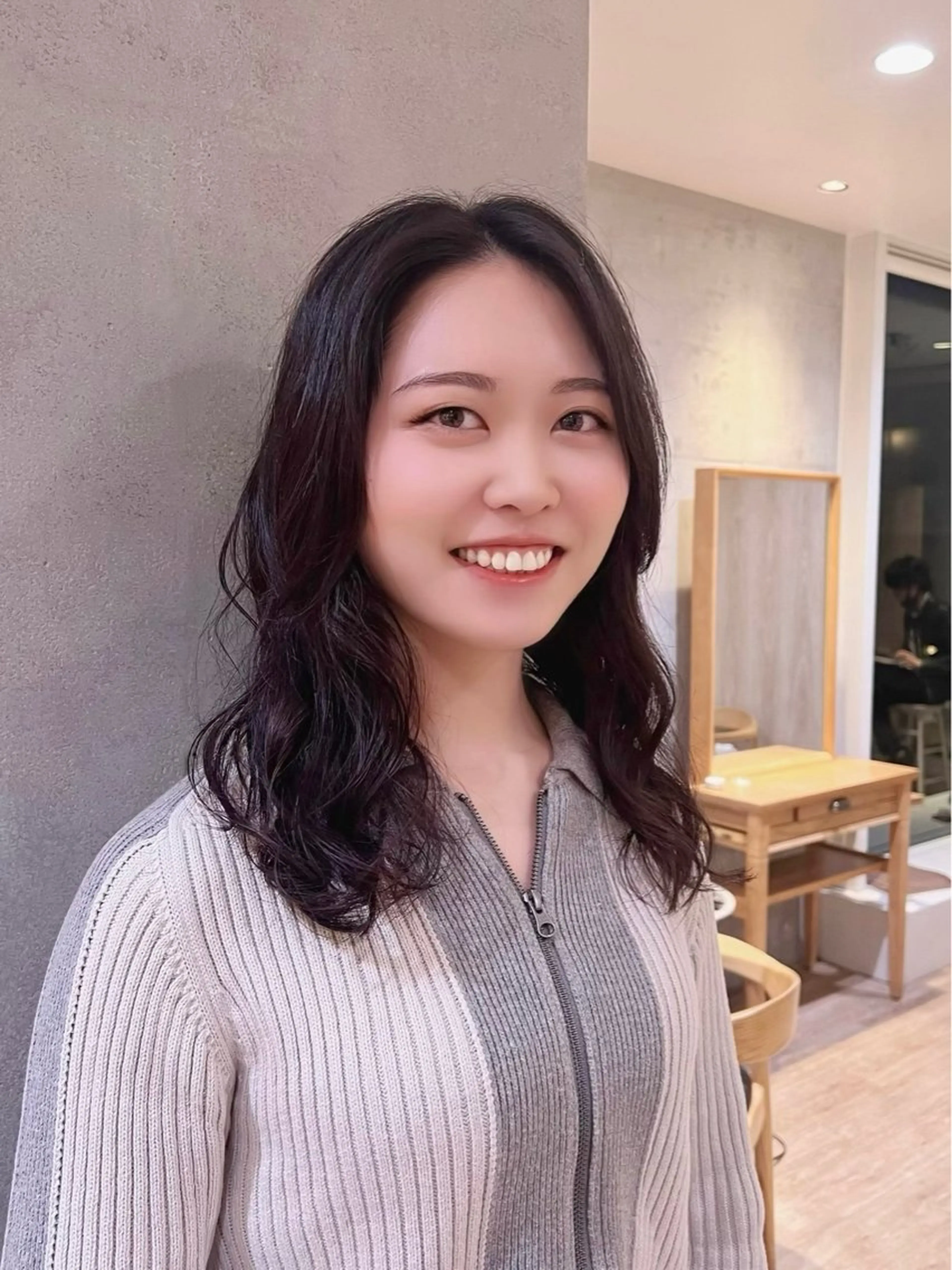 パーマ Say.石川葵 ショートボブ前髪のヘアスタイル