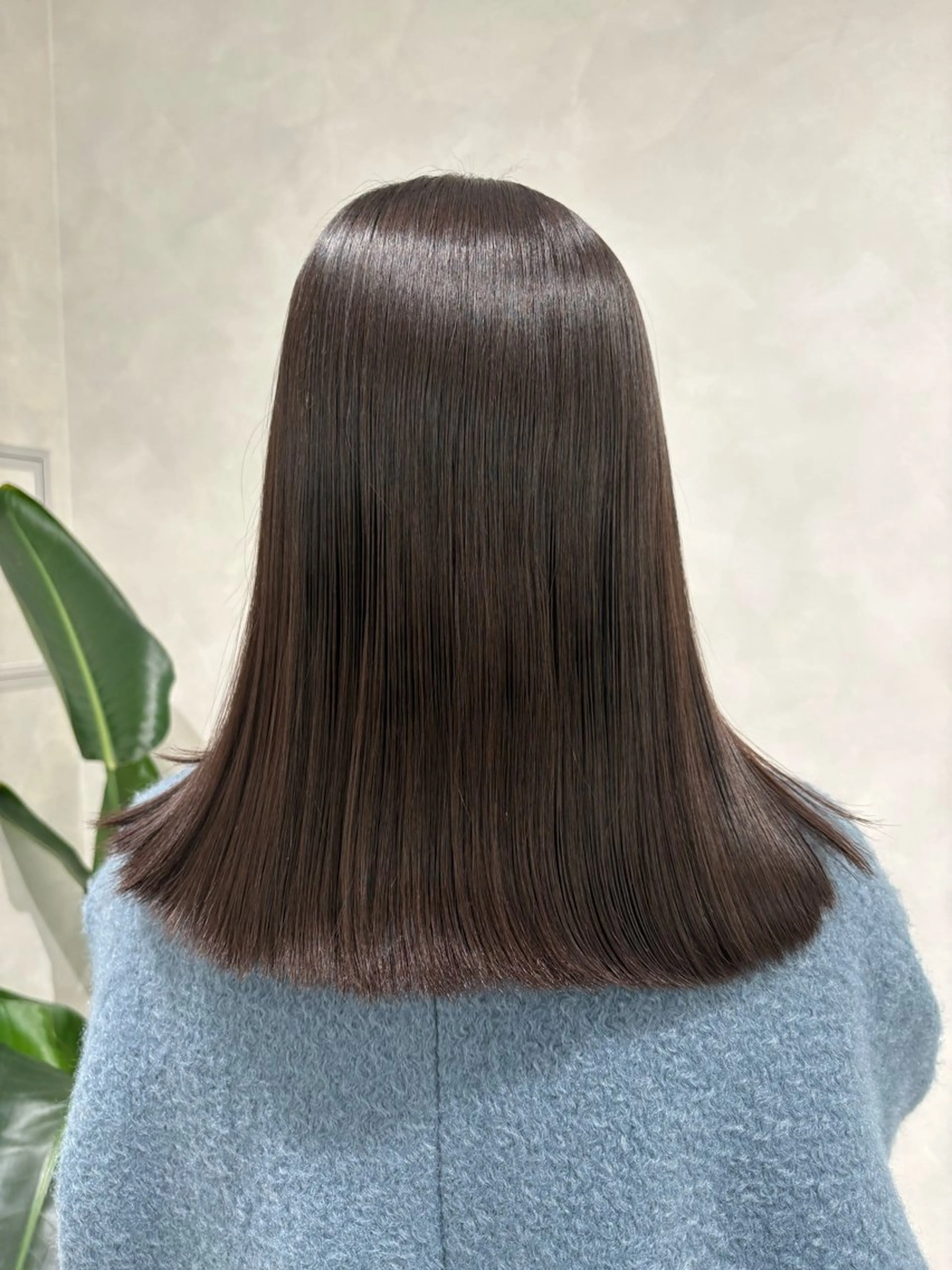 ミディアム 森住 優香のヘアスタイル