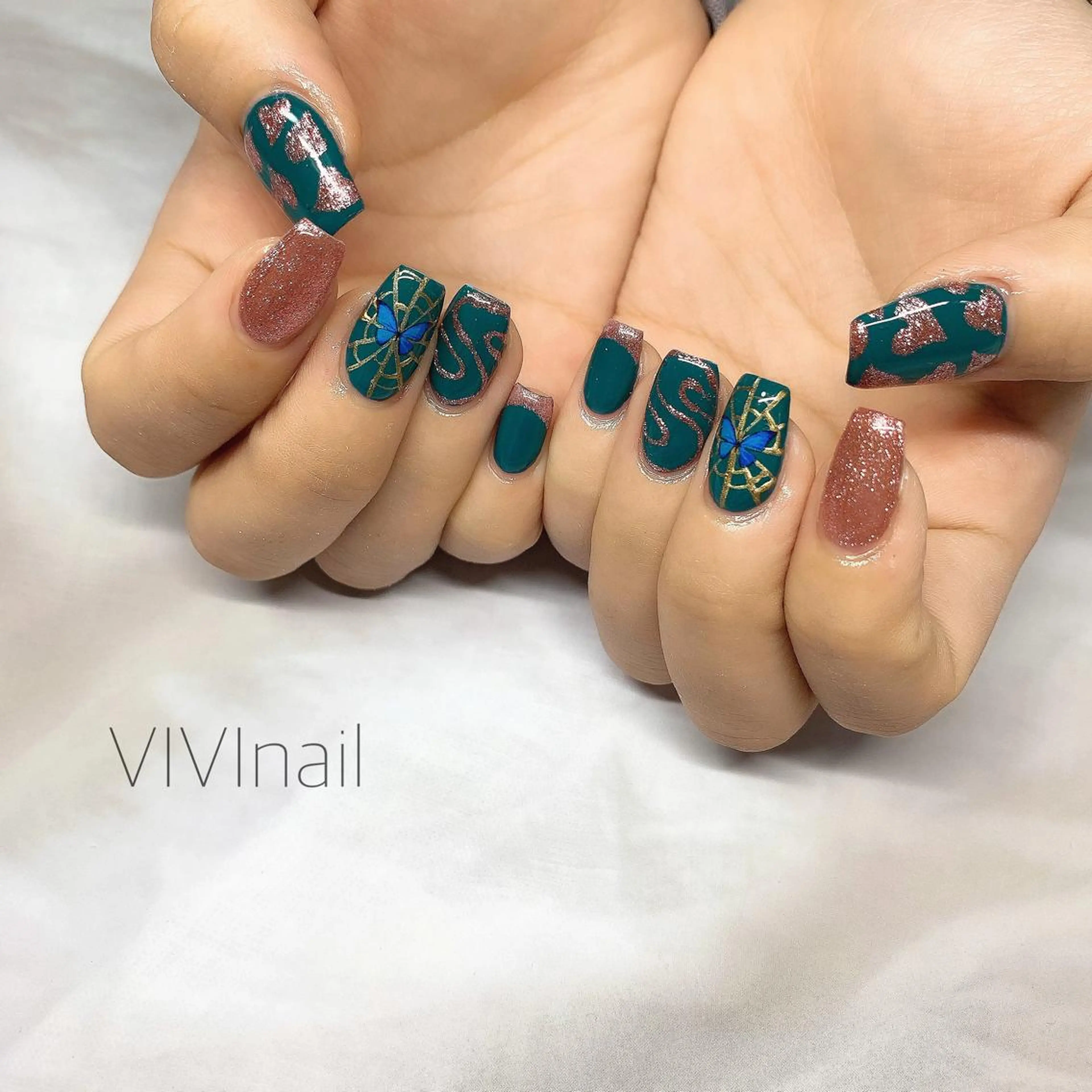 ネイル グリーン ハート ピンク ハンドネイル vivi nailのネイルデザイン