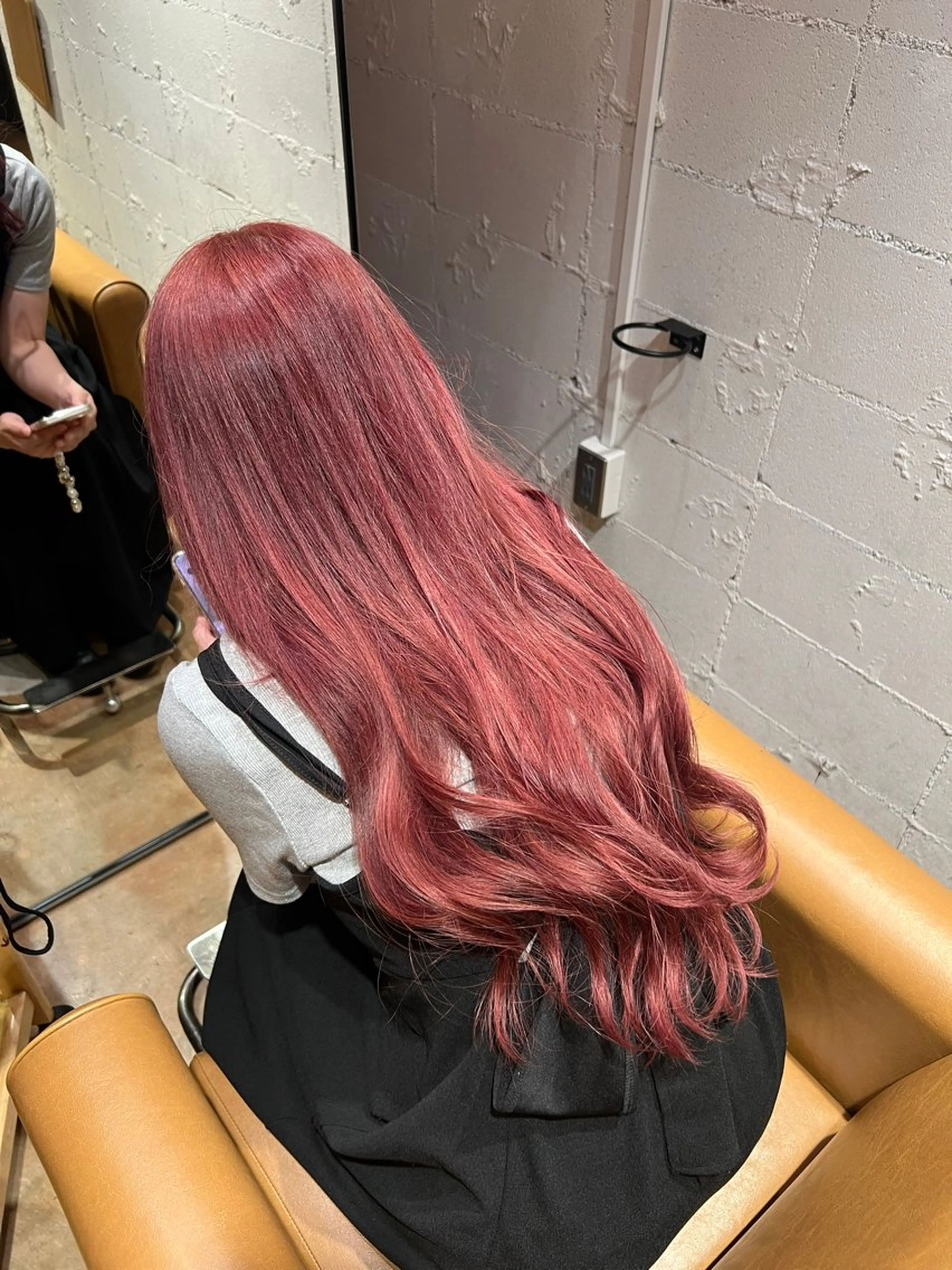 カラー Fier所属・岡本 真理子のヘアスタイル