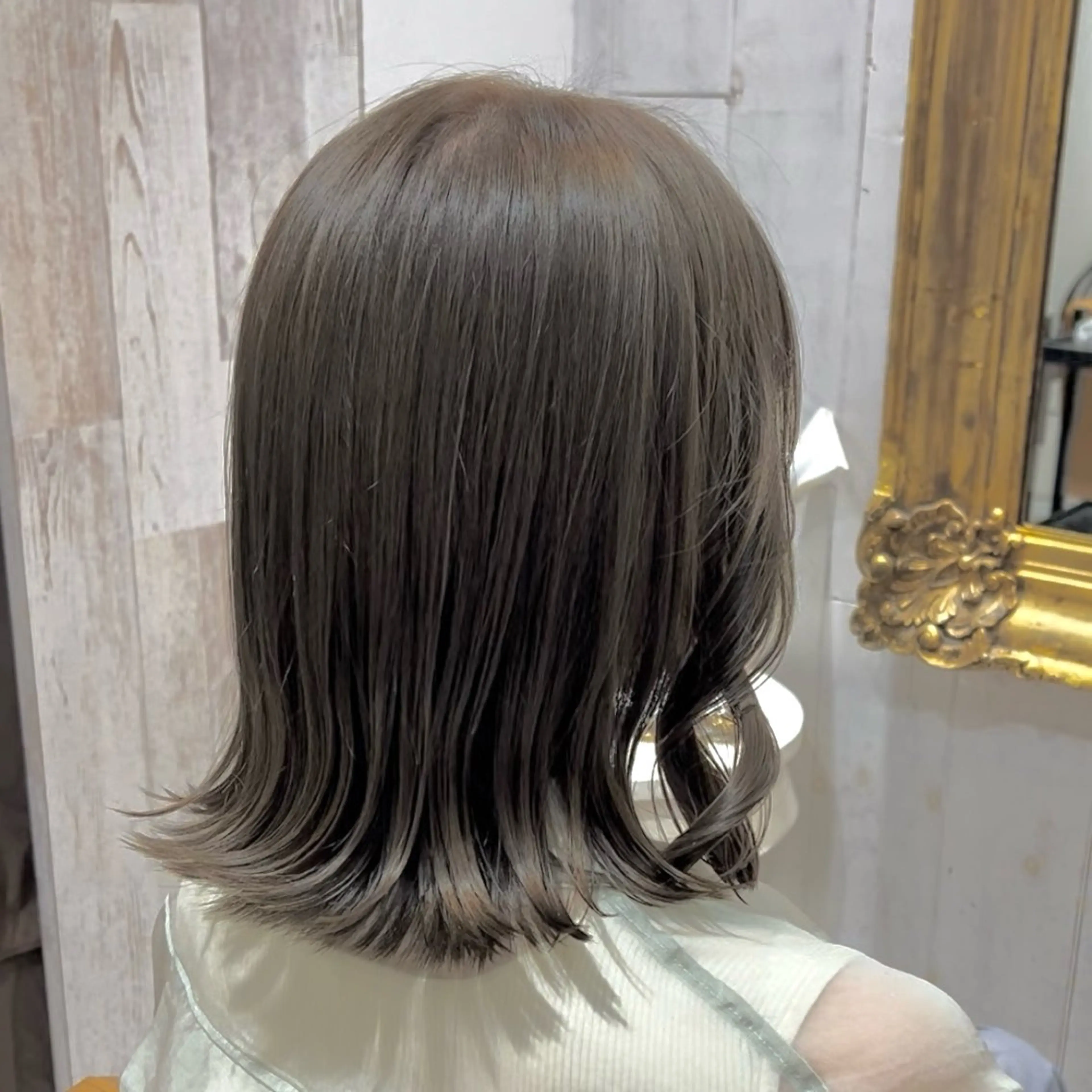ミディアム カット ヘアカラー トリートメント re  view MIRUのヘアスタイル
