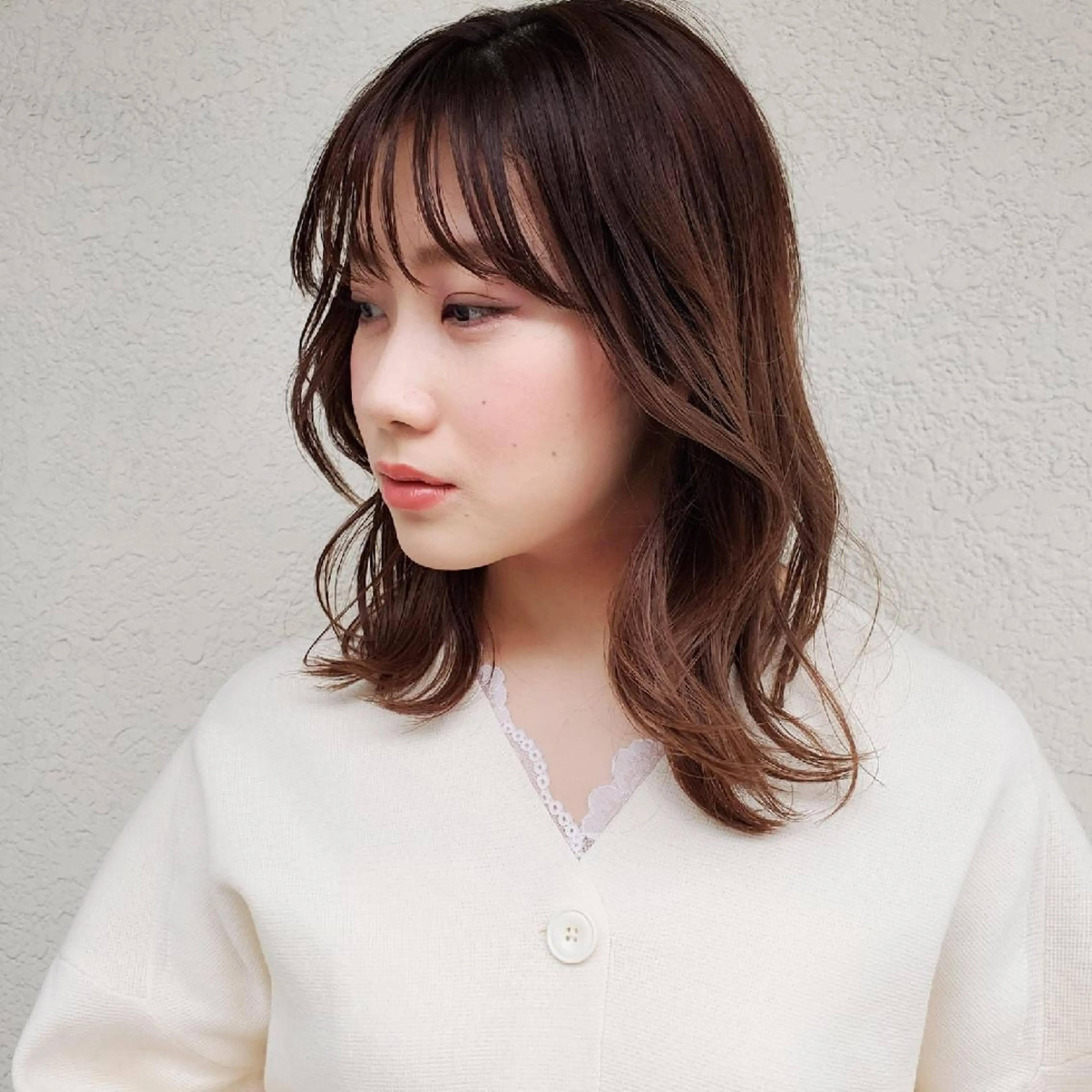 セミロング カラー 切りっぱなしボブ ショートボブ セミロングパーマ バレイヤージュ ベージュカラー カット ヘアカラー トリートメント フリーランス所属・韓国ヘア レイヤー くびれヘアMATSUのヘアスタイル