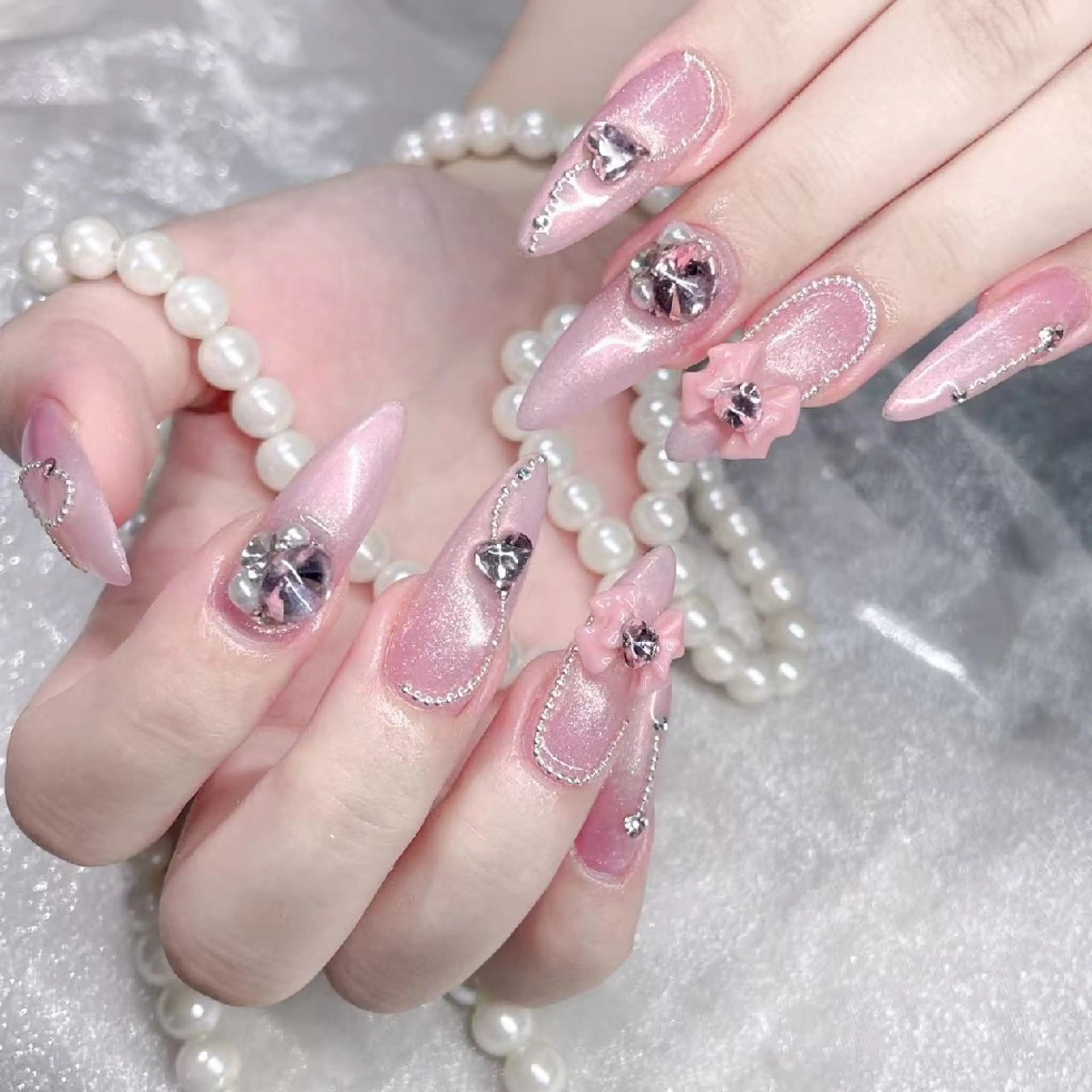 ネイル ハンドネイル Queens みなみのネイルデザイン