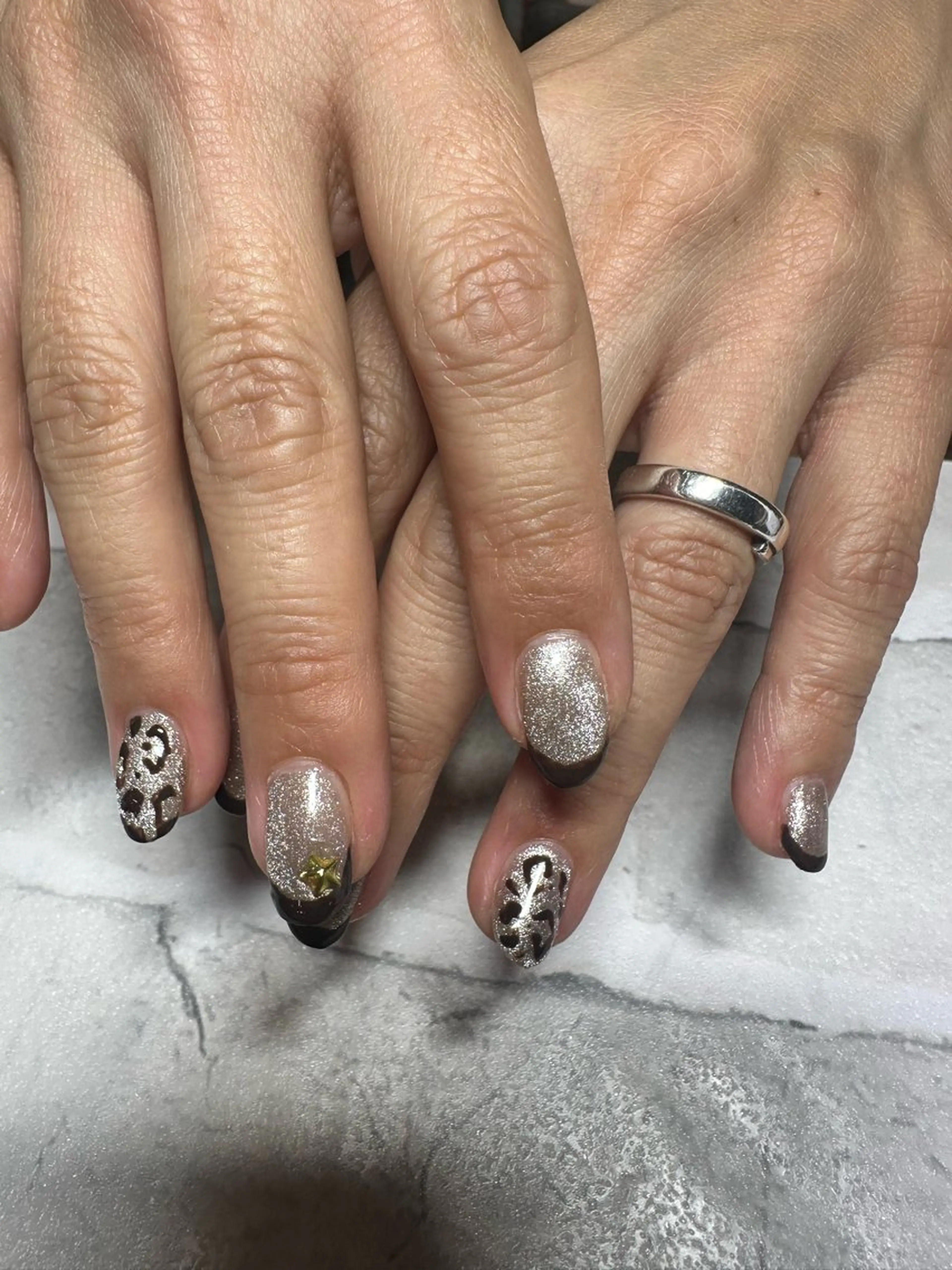 ネイル e.nail所属・🍎吉田 恵里🍎のネイルデザイン