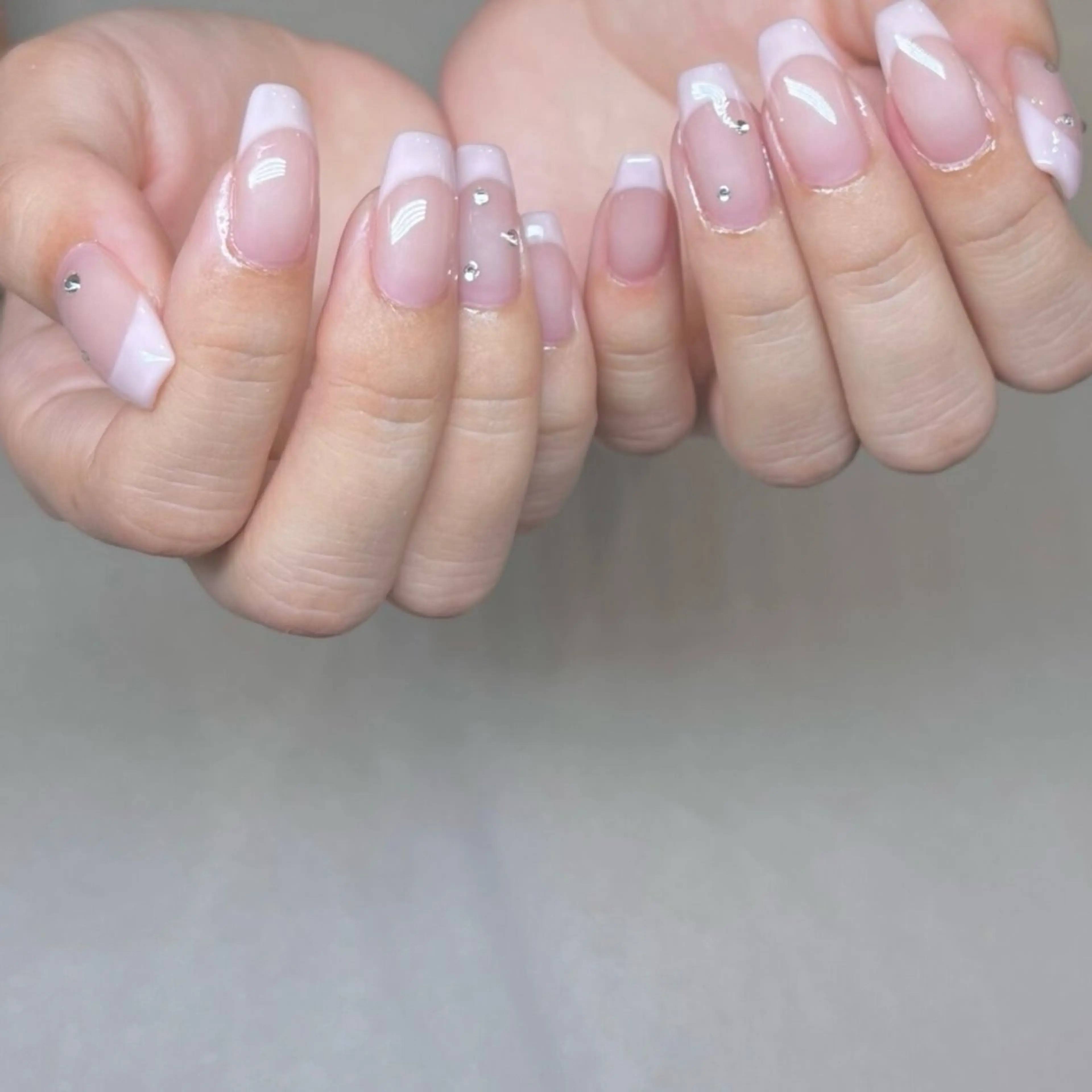 🩰ྀིHand🫧フレンチネイル🪽(ベースカラー有💅)初回ジェルオフケア込の写真