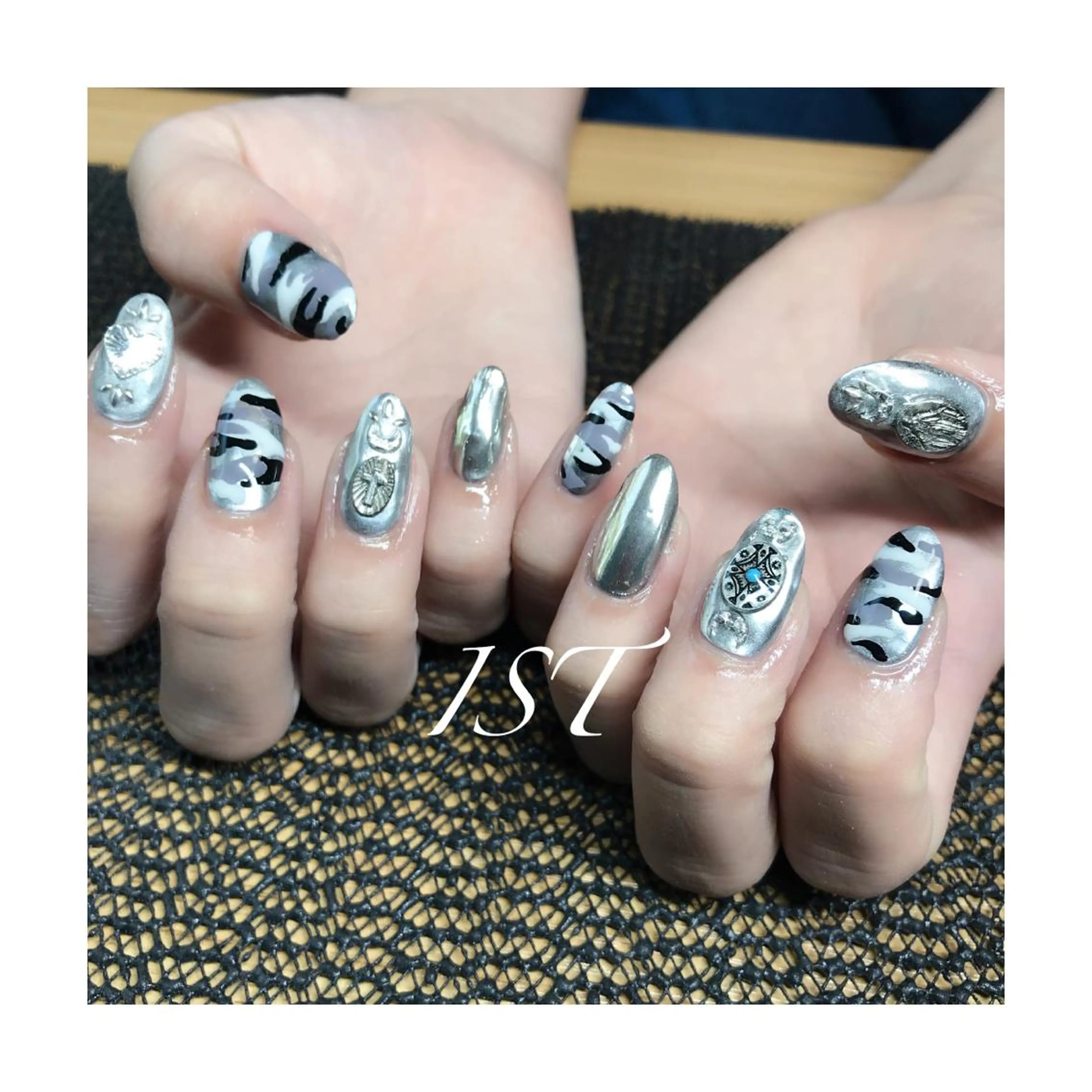 ネイル ミラーネイル メンズ歓迎🙆‍♀️ エステ/ネイルISTのエステ・リラクイメージ