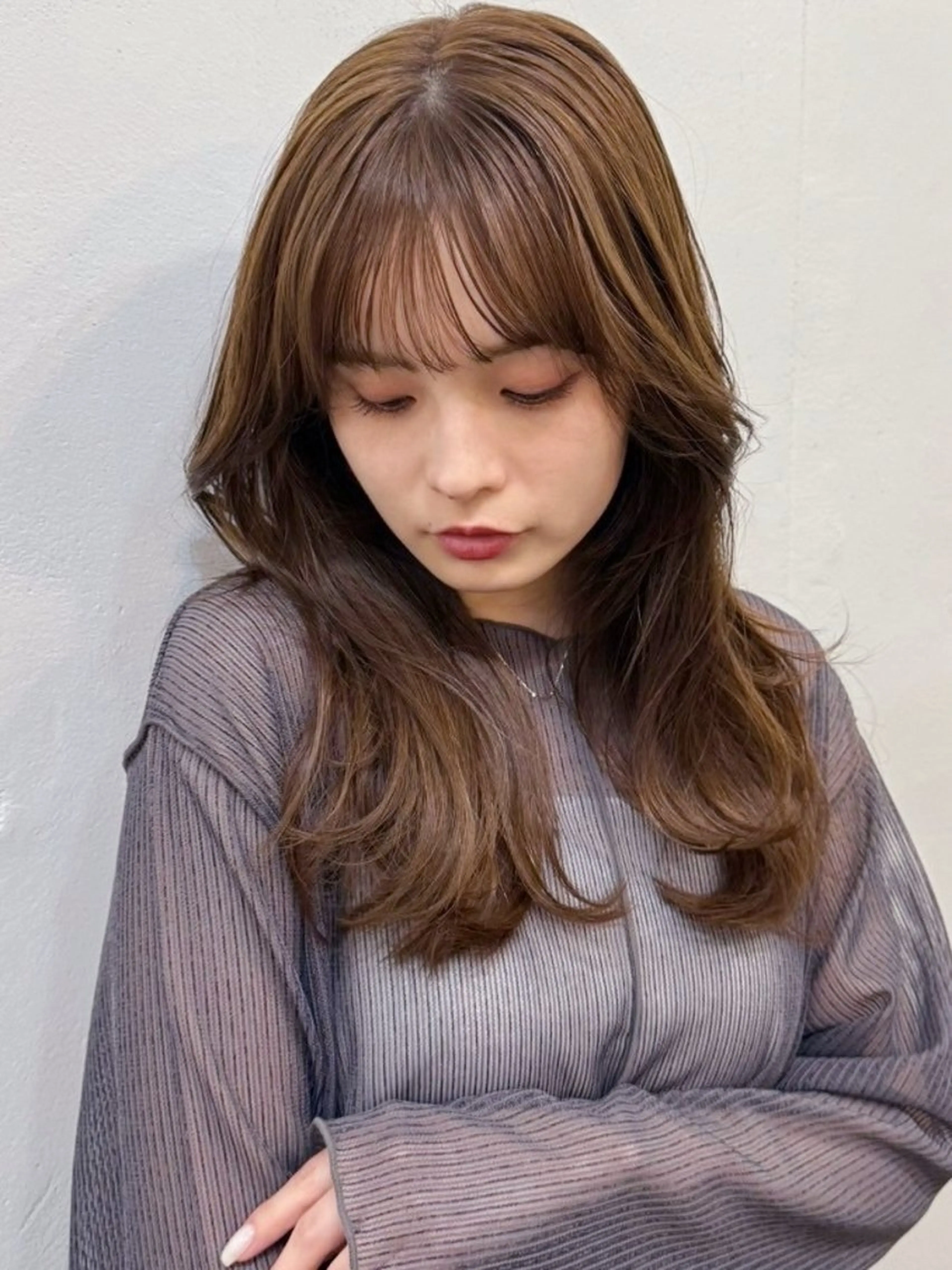 ミディアム Farbe🤍 9/12新オープンのヘアスタイル