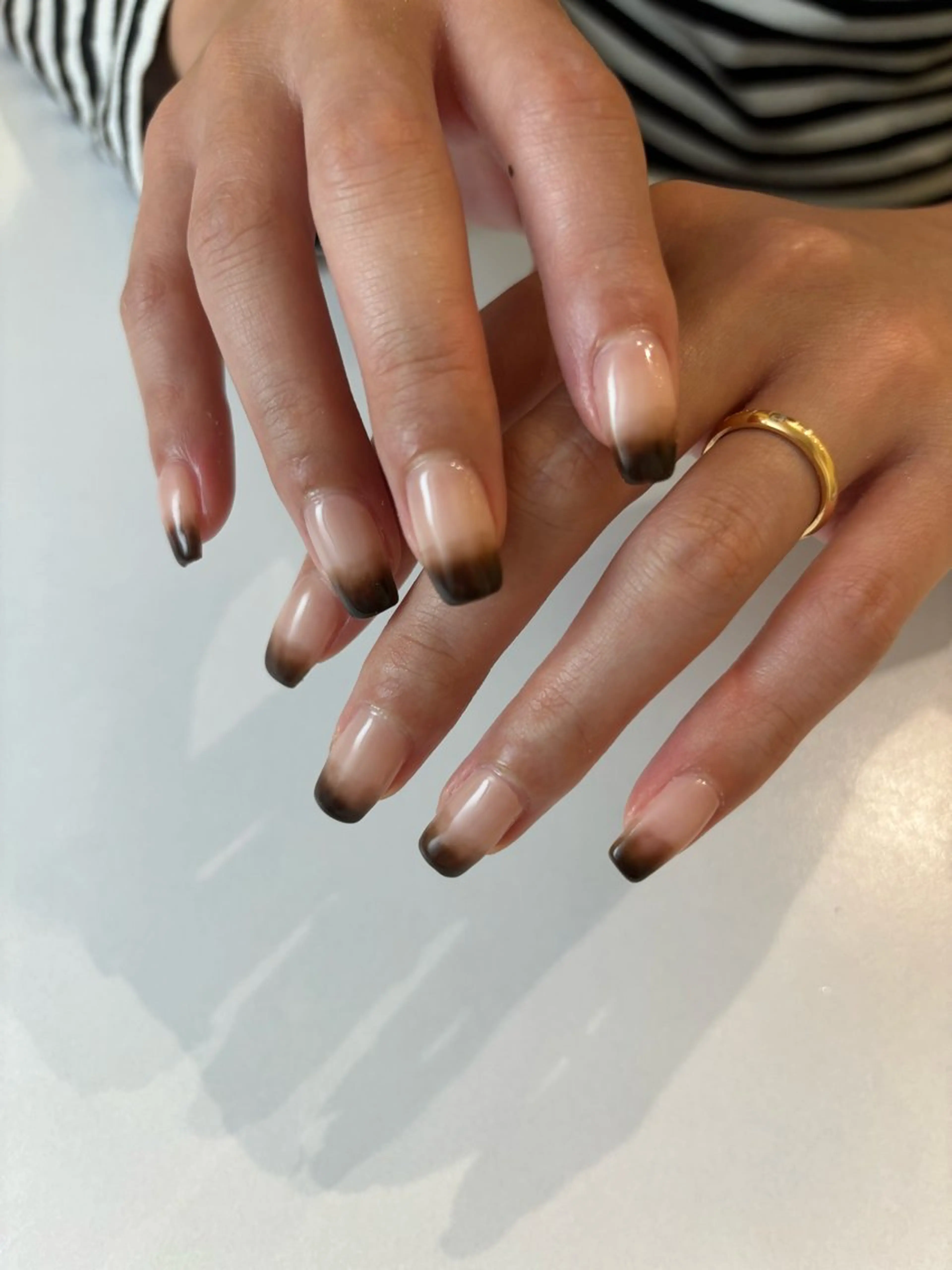 ネイル グラデーション ハンドネイル Ann. nail.tokyo所属・Ann nailのネイルデザイン
