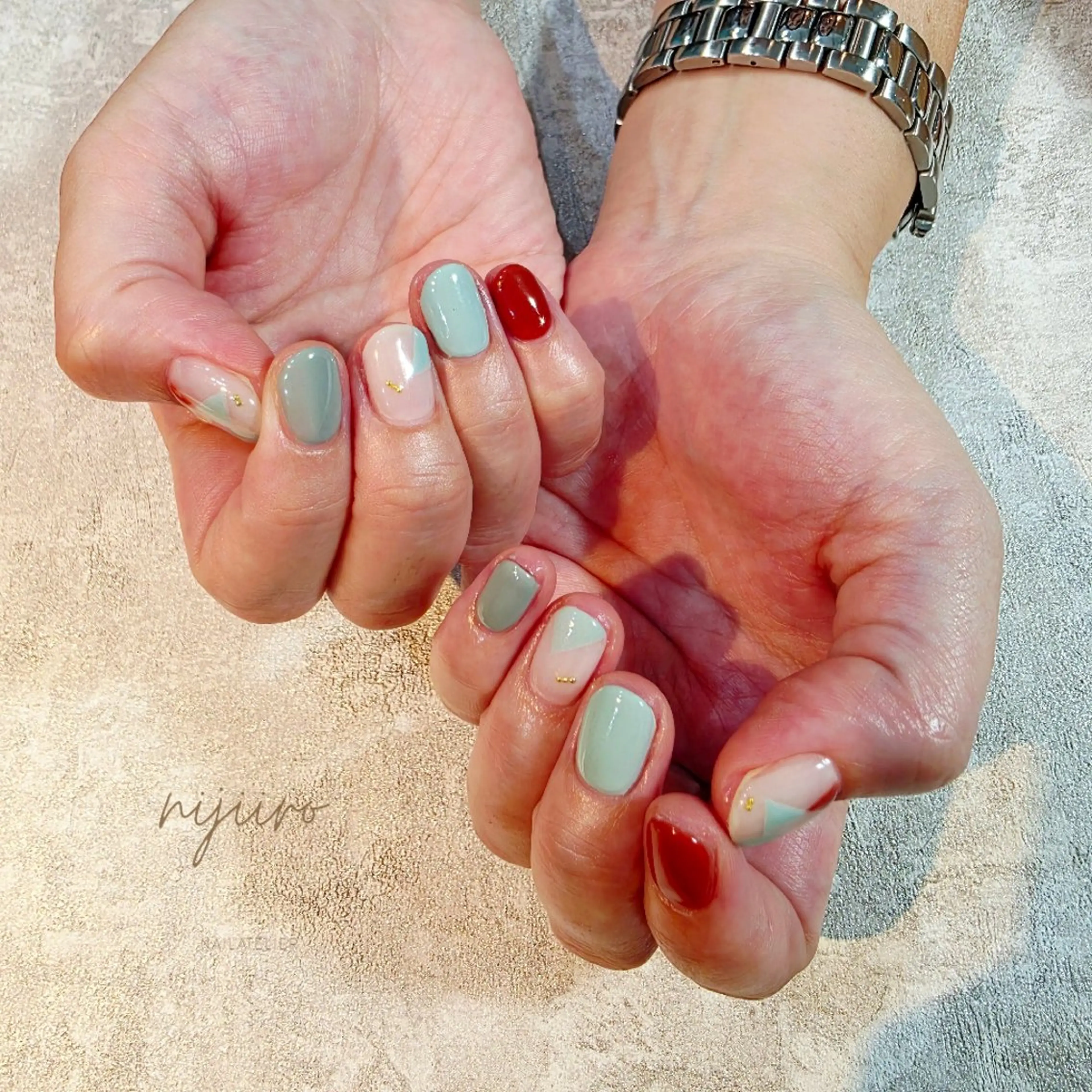 ネイル ハンドネイル nailatelier nijiiro.所属・nijiiro🌈 サトウのネイルデザイン