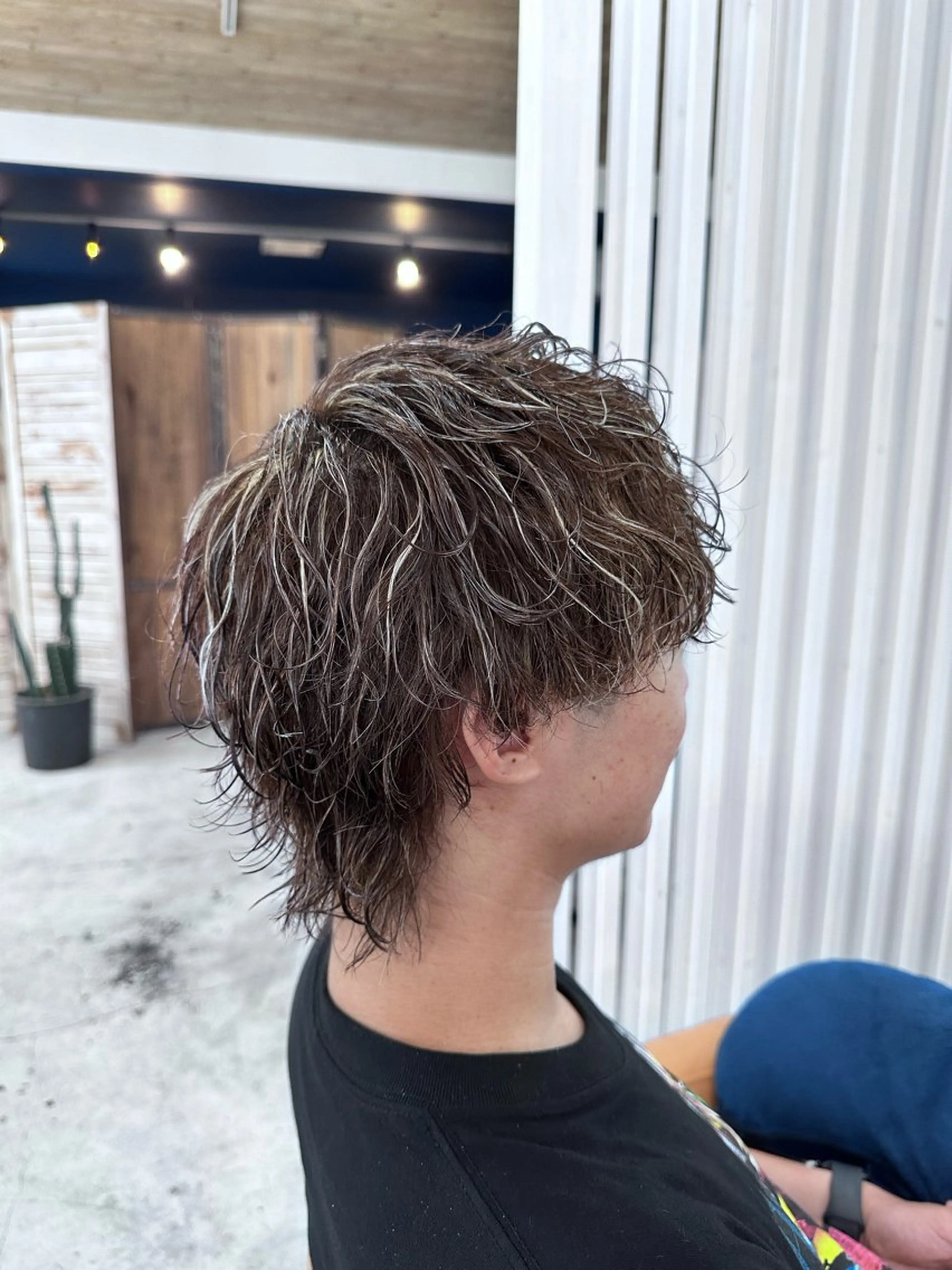 パーマ メンズ メンズメッシュ メンズパーマ 波巻きパーマ カット パーマ 椎木 琉聖のヘアスタイル