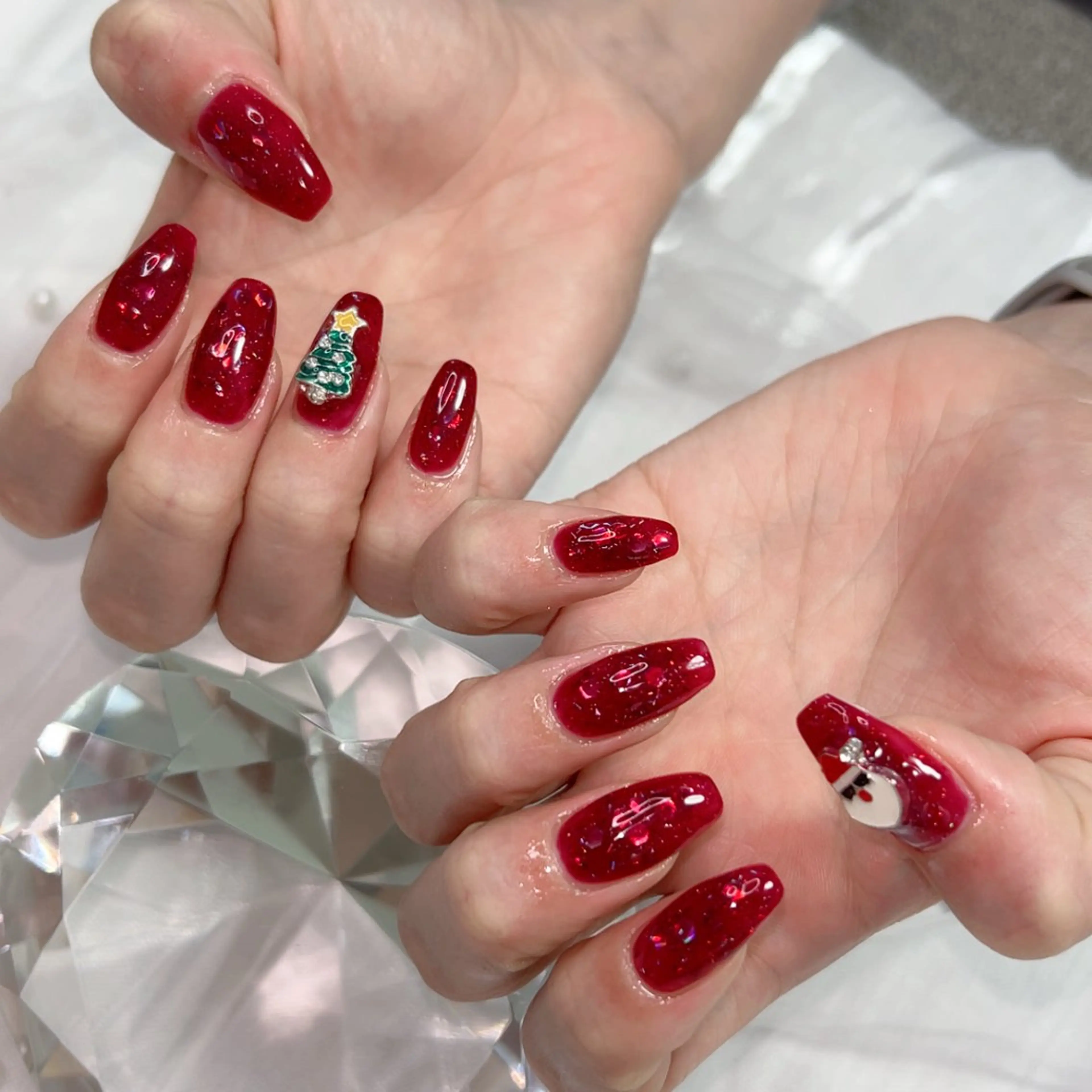 ネイル オーロラネイル ミラーネイル オフィスネイル ワンカラーネイル シンプルネイル ハンドネイル Cute Tips nailのネイルデザイン