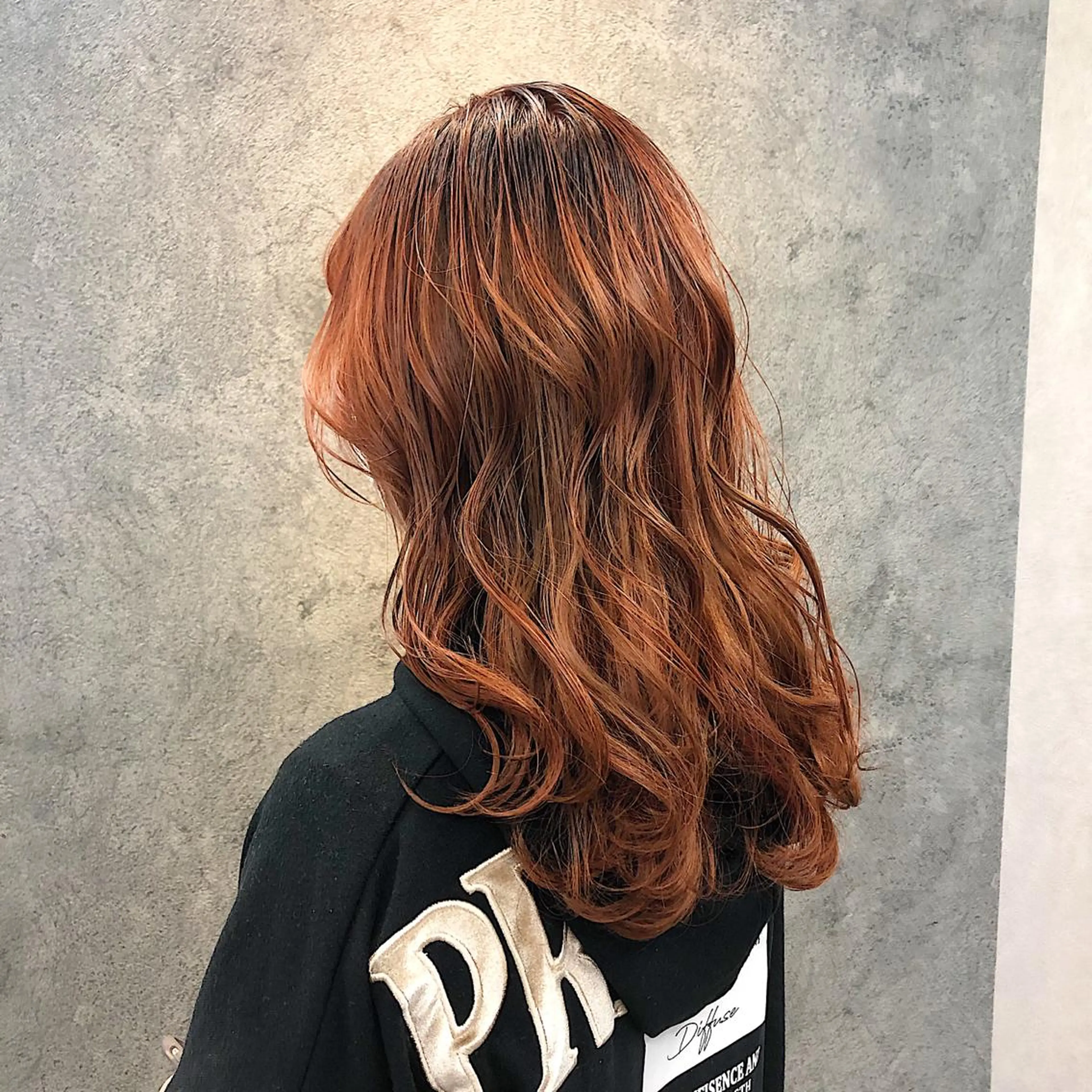 セミロング 所渉/韓国レイヤー /ウルフカットのヘアスタイル