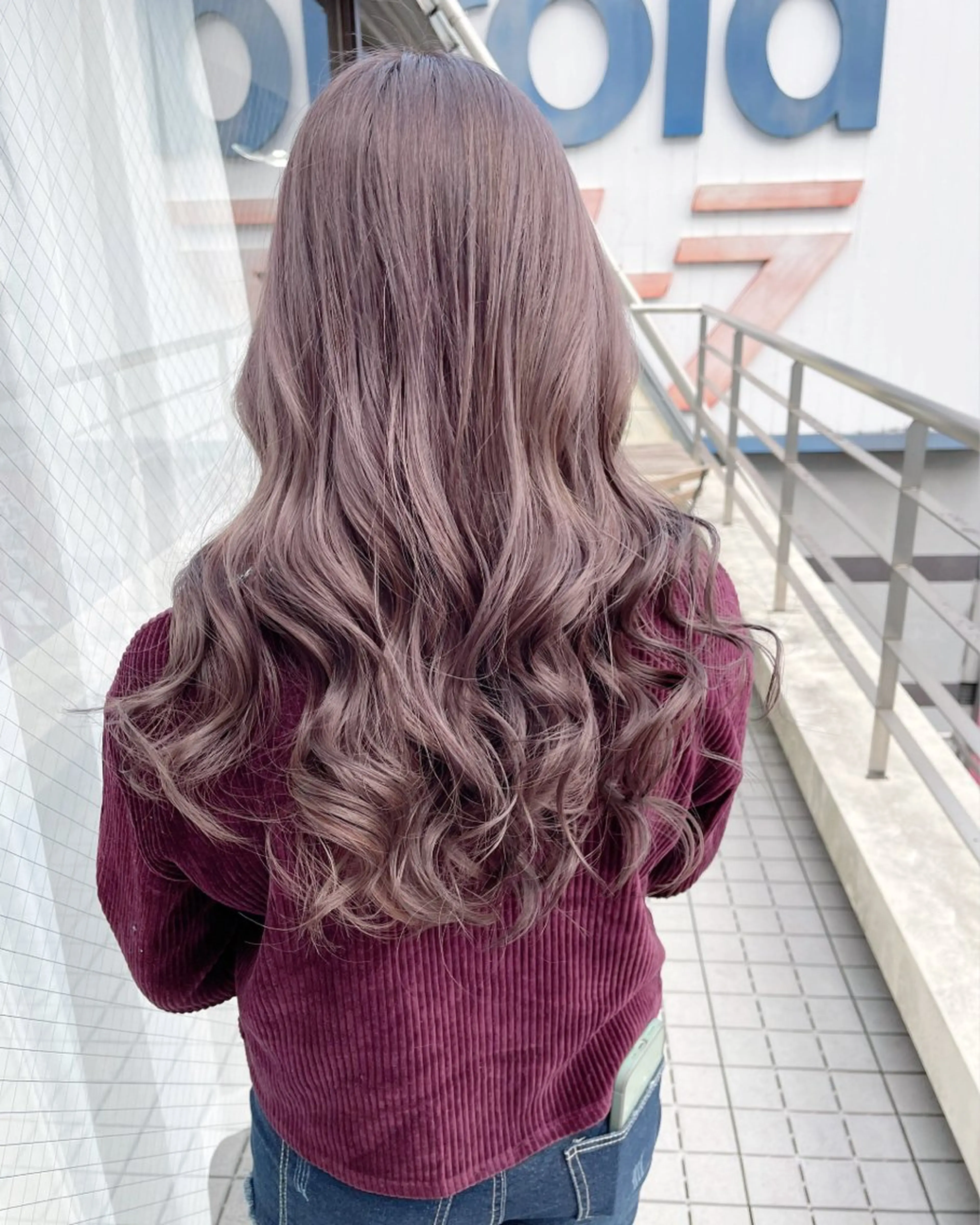 ミディアム カラー パーマ ヘアアレンジ 心斎橋ダブルカラー ボブ/レイヤーのヘアスタイル