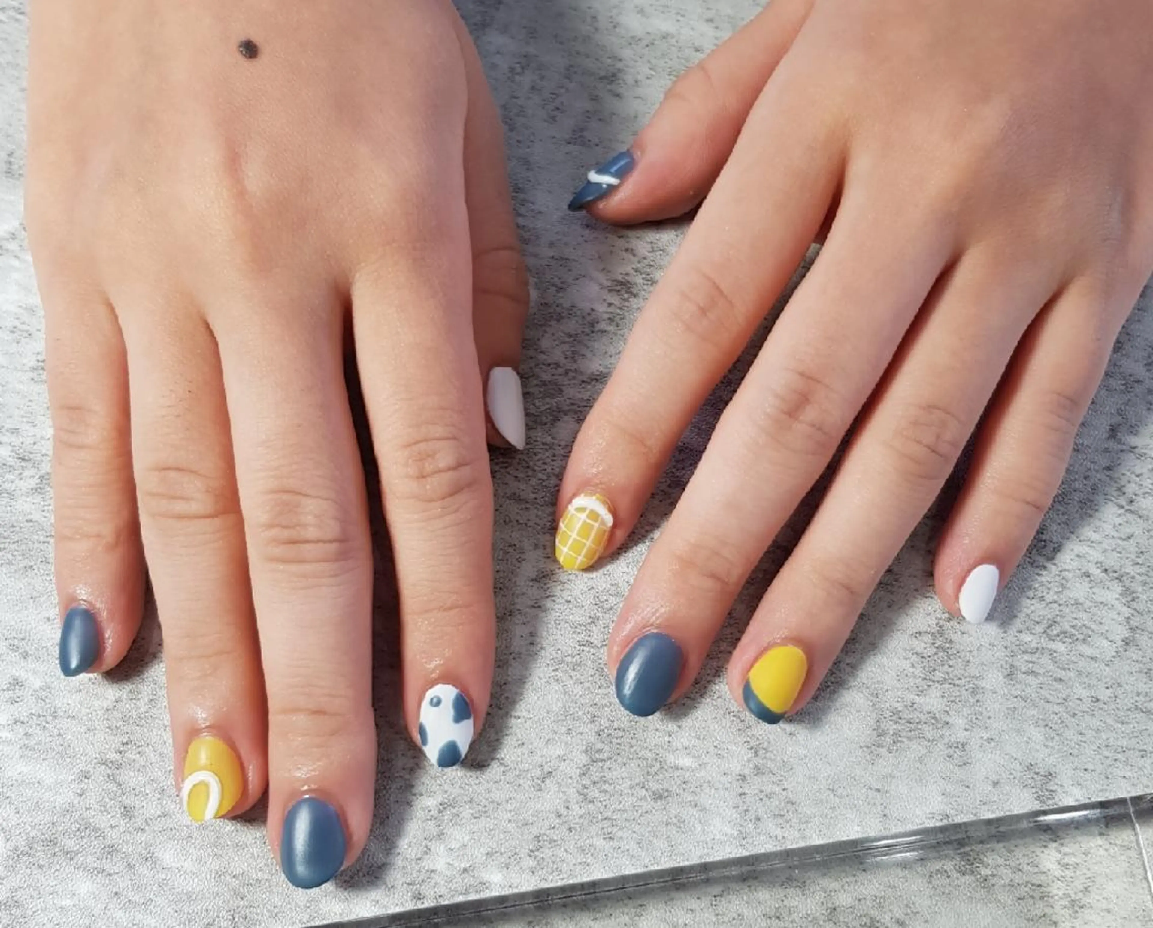 ショート ハンドネイル Fa.Stella ファステラ のネイルデザイン