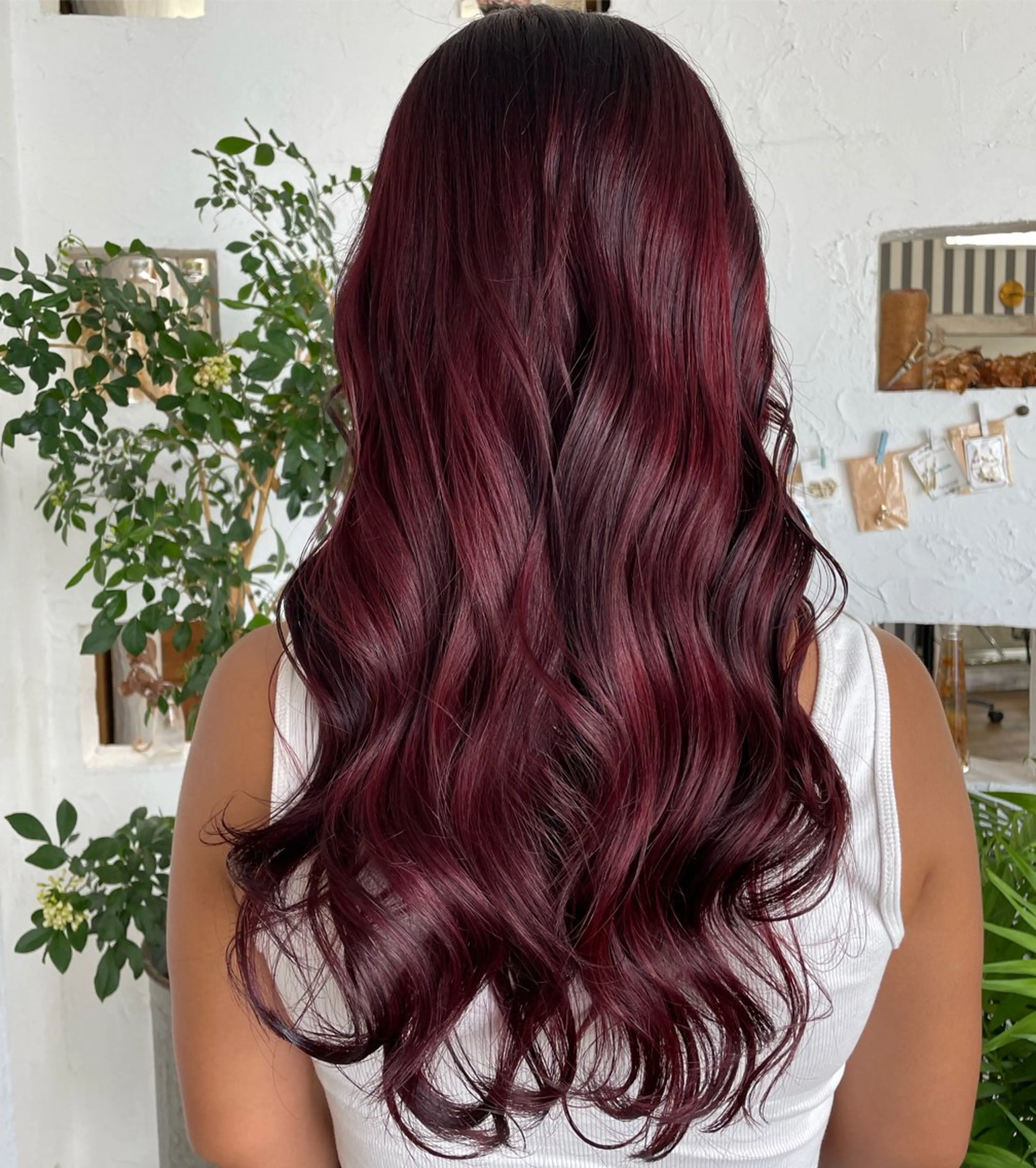 ロング カラー ブリーチ 透明感カラー ハイトーンカラー レッドカラー ヘアカラー 🌸小掛🌸 豊橋外国人風カラーのヘアスタイル