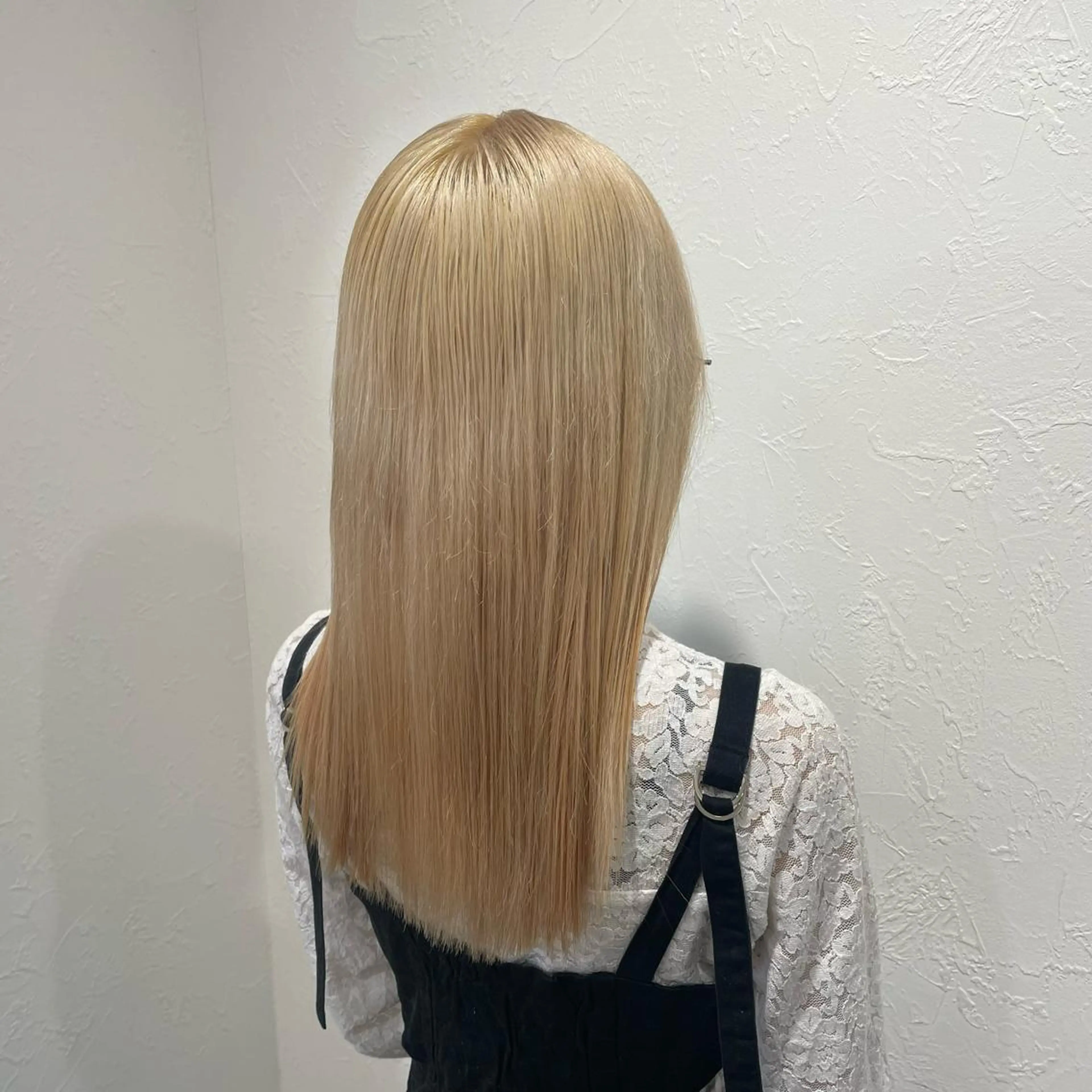 セミロング カラー IwAsh  大和駅店所属・shiho .のヘアスタイル