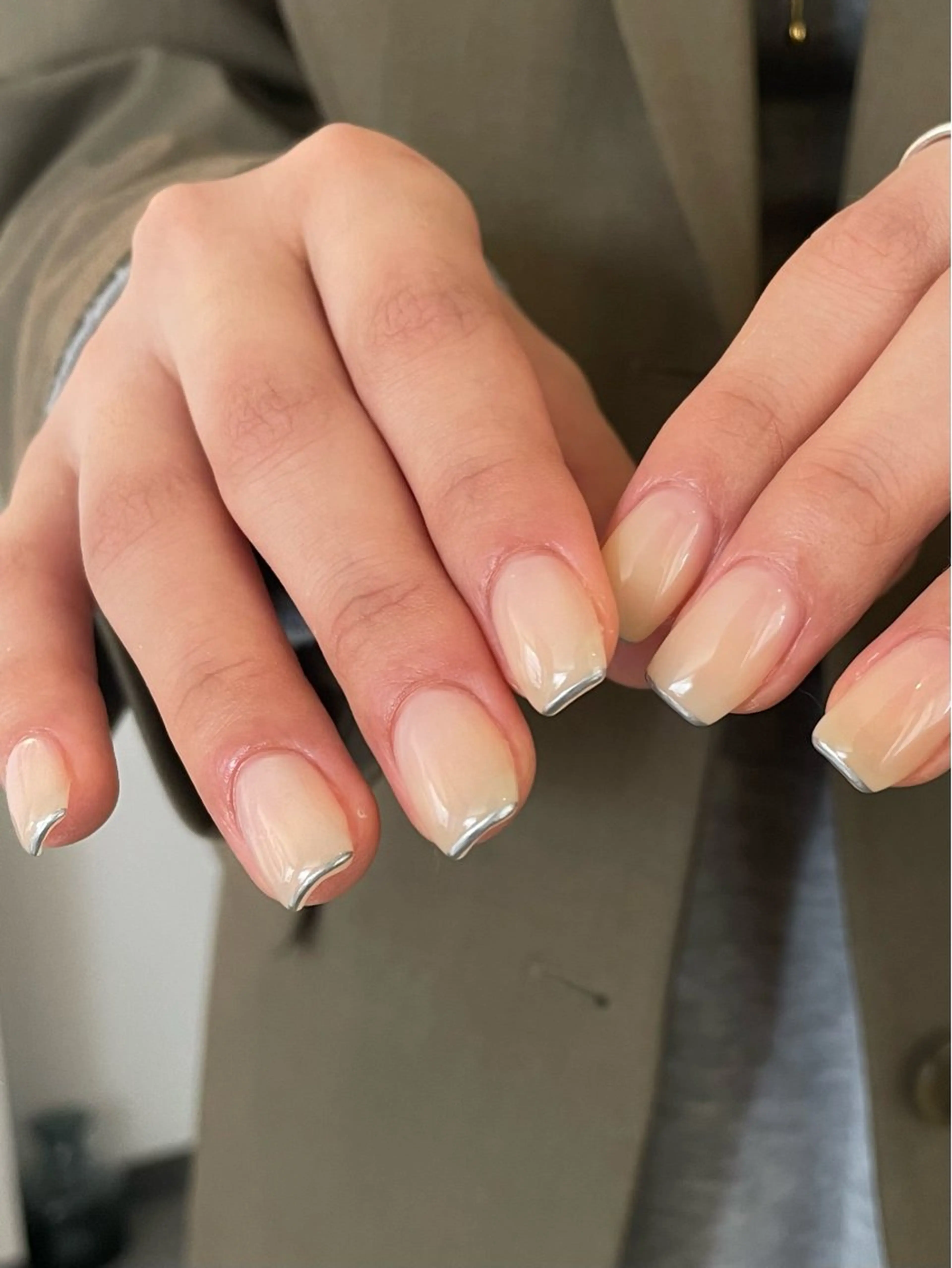 ネイル シルバー ハンドネイル roof nailのネイルデザイン
