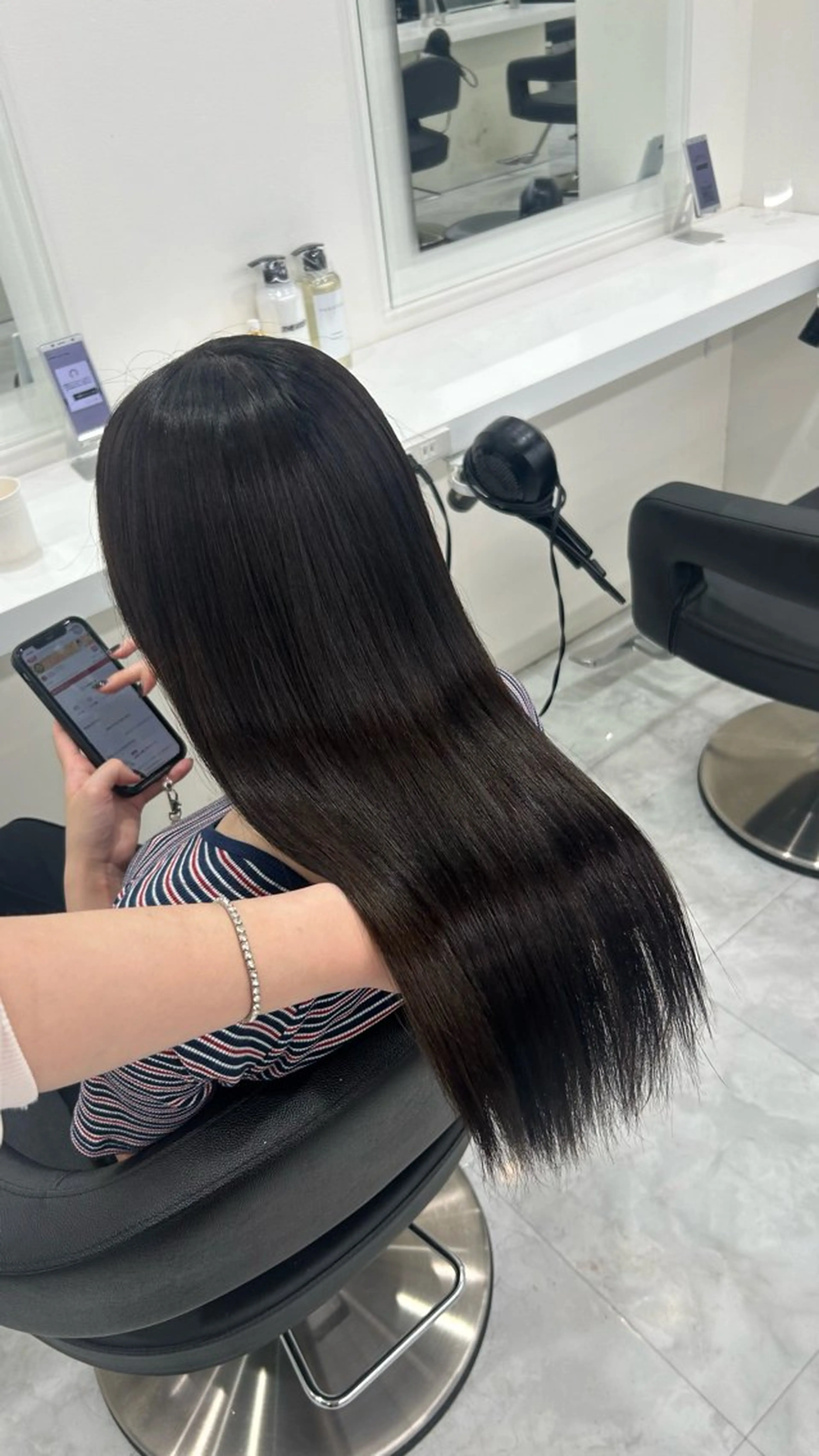 ロング カラー パーマ ヘアアレンジ メンズ キッズ カット ヘアカラー トリートメント 🩶盛れ✖️韓国ヘア 🩶Himari🎀のヘアスタイル