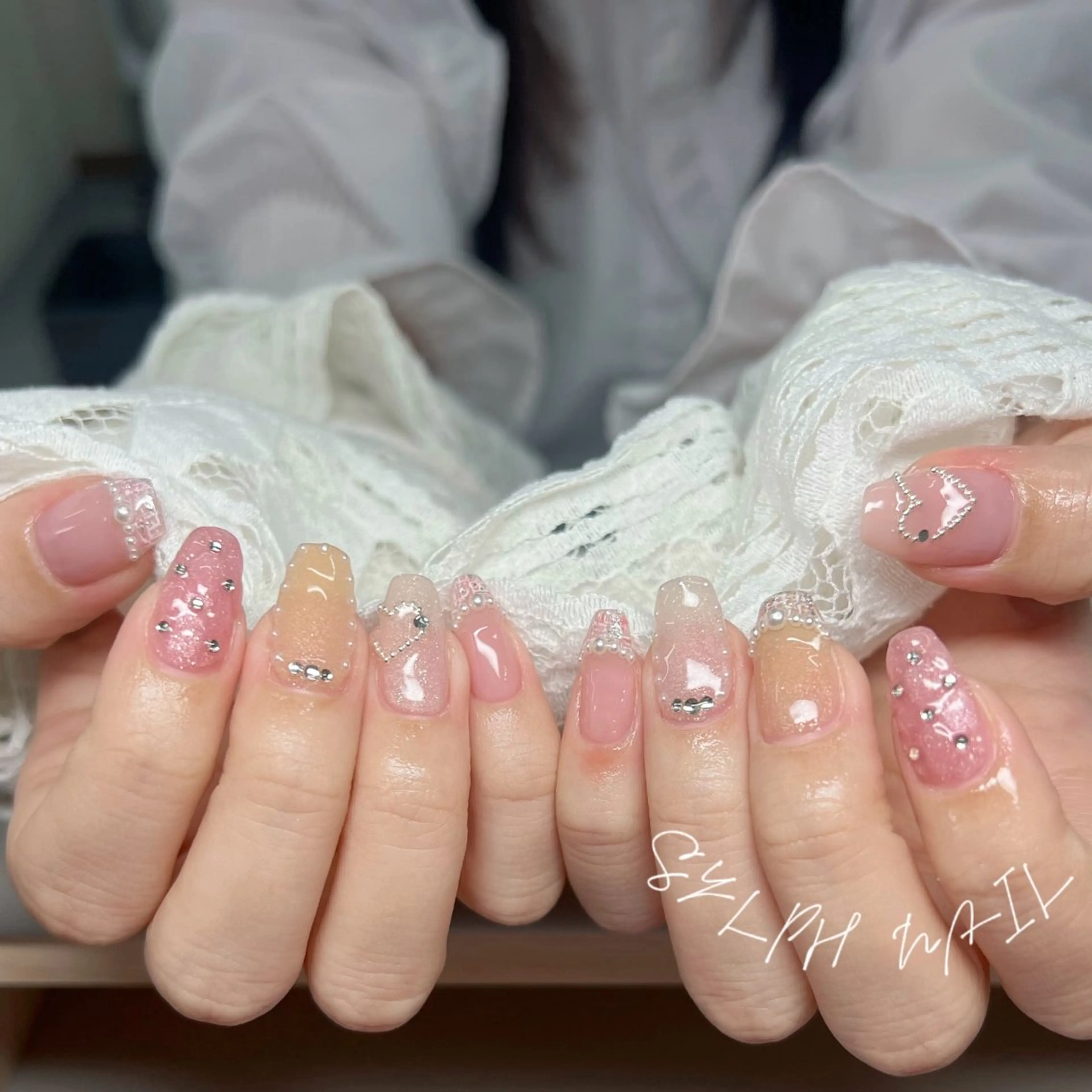 ネイル ハンドネイル Trend Nail シルフのネイルデザイン
