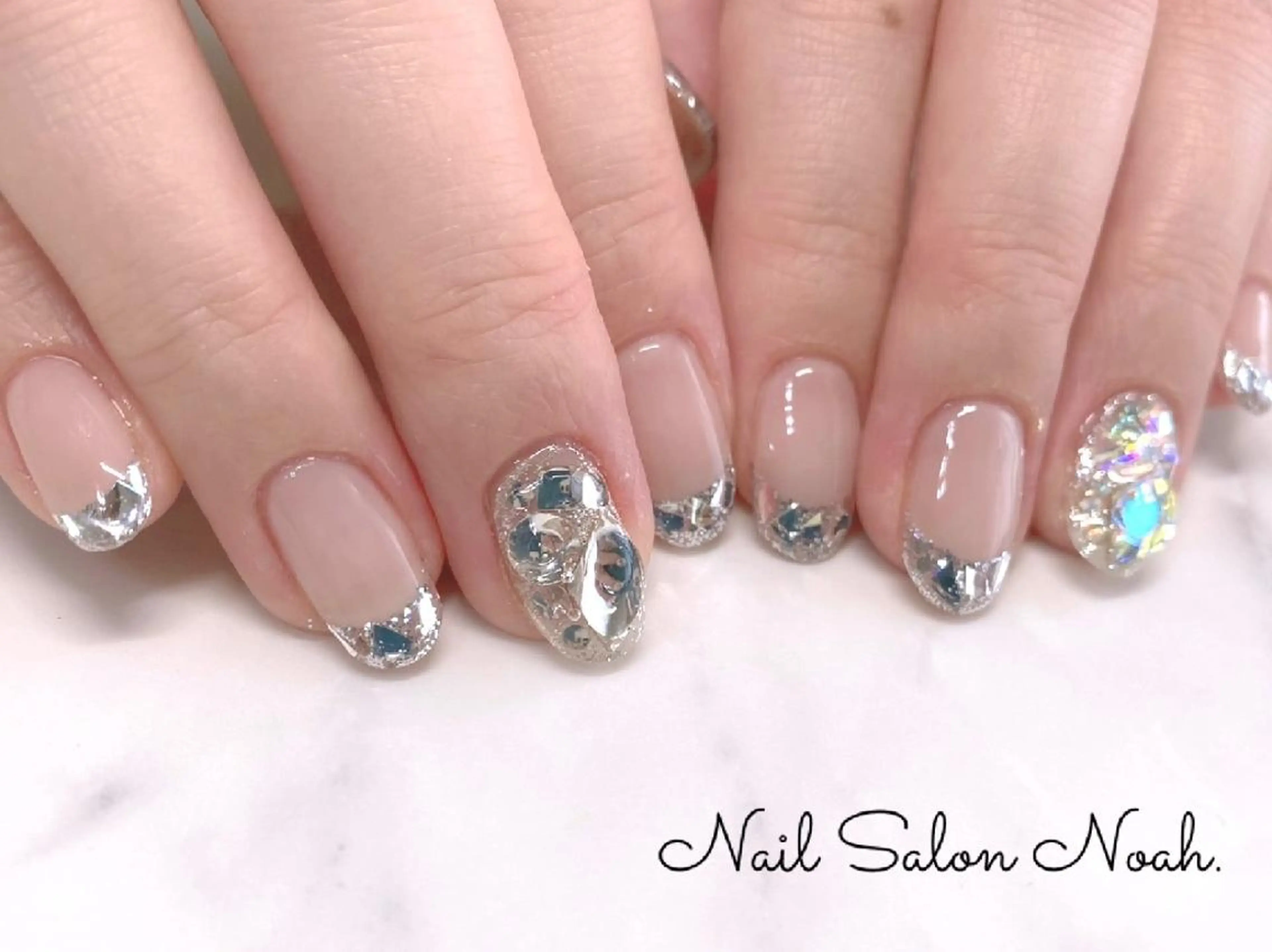 ネイル ストーンネイル ハンドネイル Nail Salon Noah所属・Nail Salon Noah.のネイルデザイン