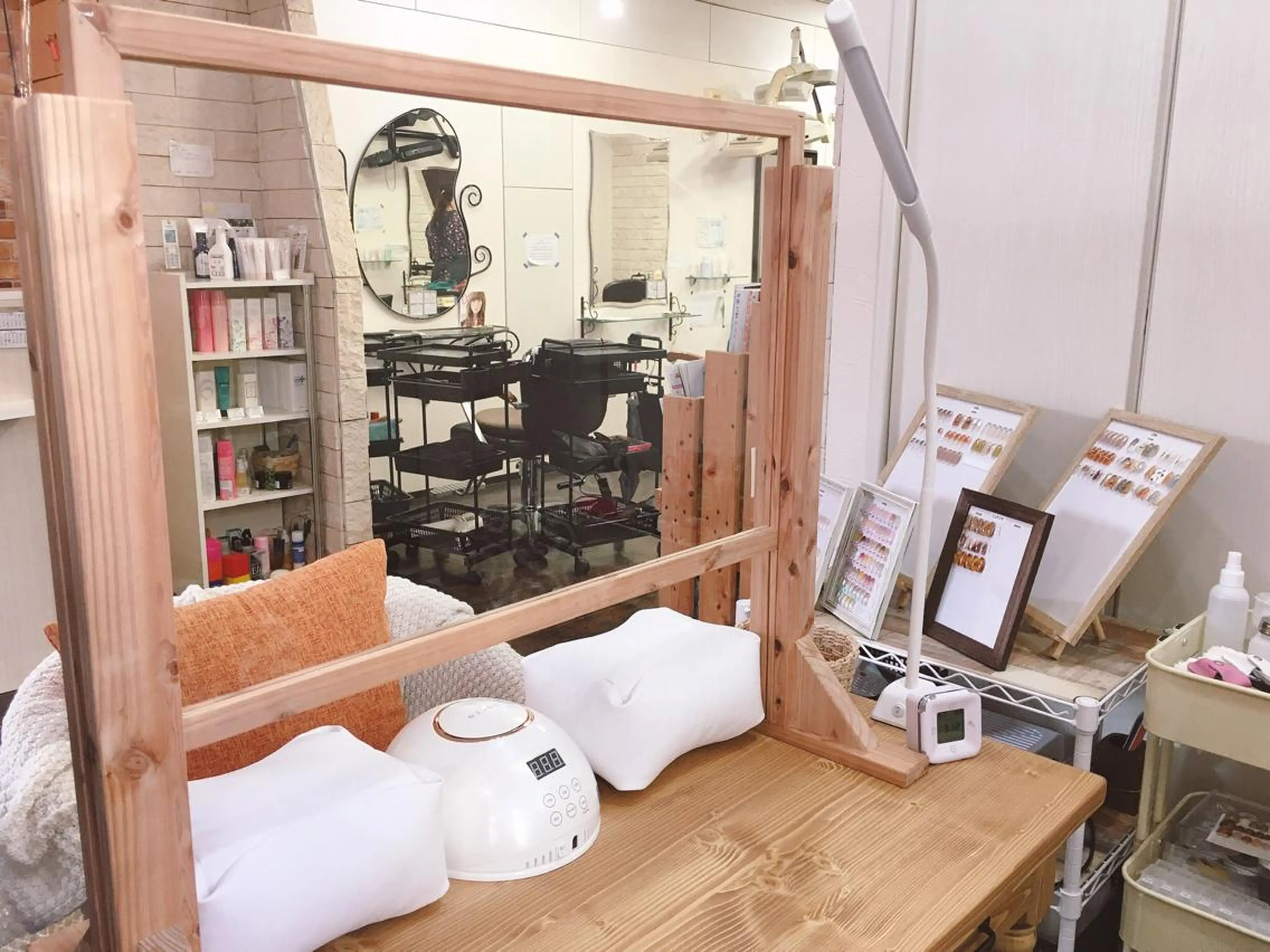 ネイル フットネイル ミラーネイル ニュアンスネイル ショートネイル 冬ネイル nailroom OHANA所属・nailroom OHANA🌴のネイルデザイン