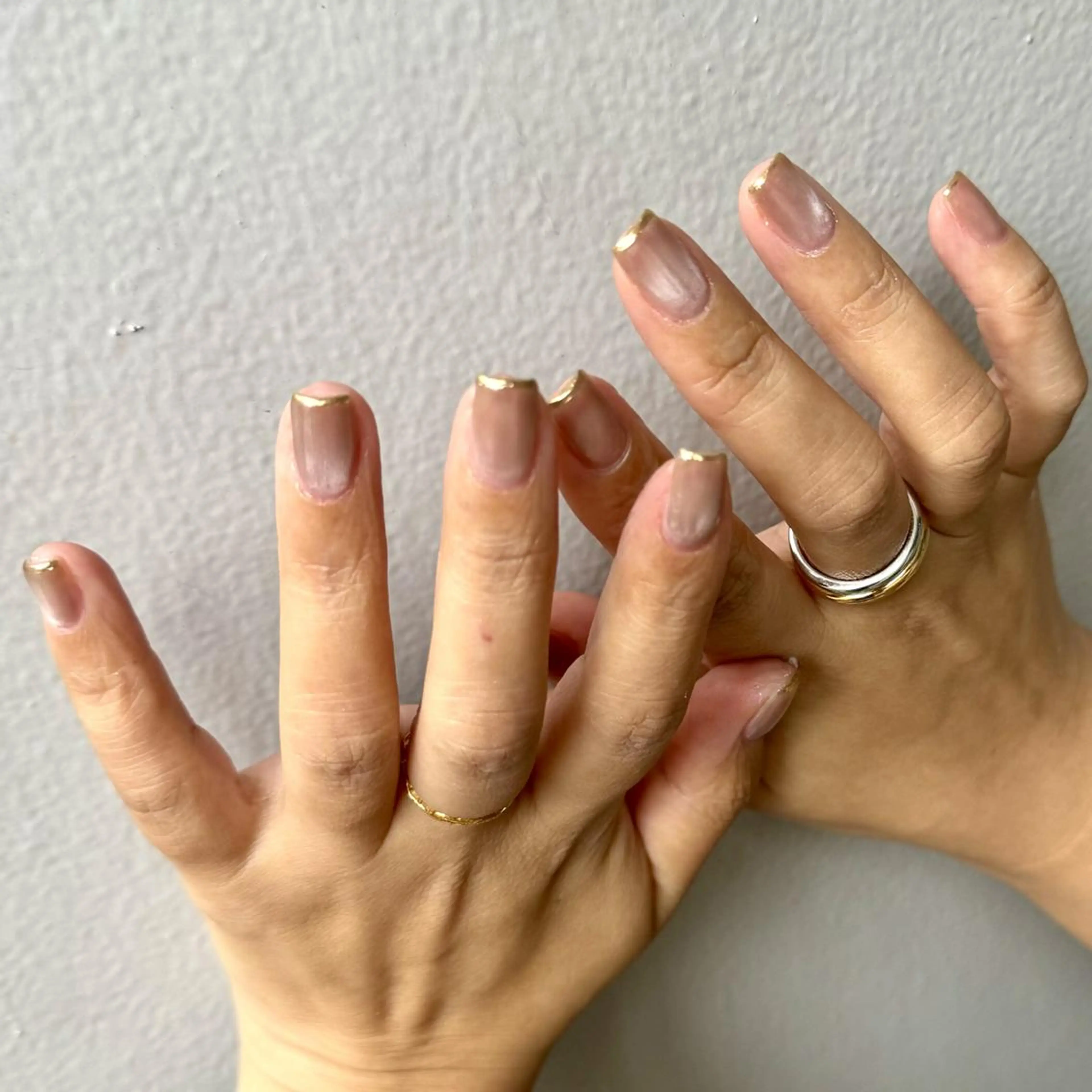 ネイル ジェルネイル 韓国ネイル マグネットネイル ミラーネイル ニュアンスネイル nailstudio eviz新宿店のネイルデザイン