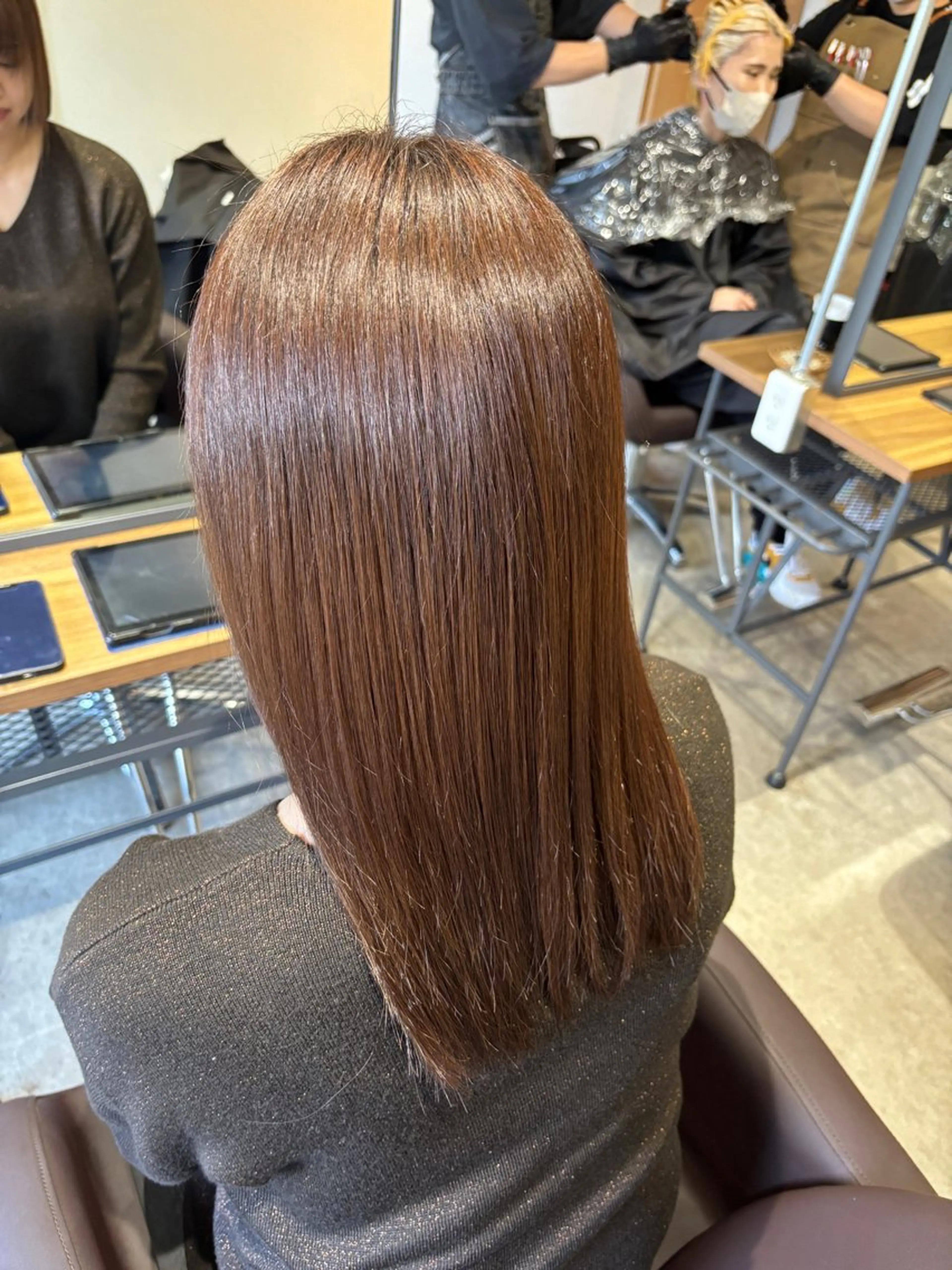 ミディアム カット ヘアカラー トリートメント miri.. yukinaのヘアスタイル