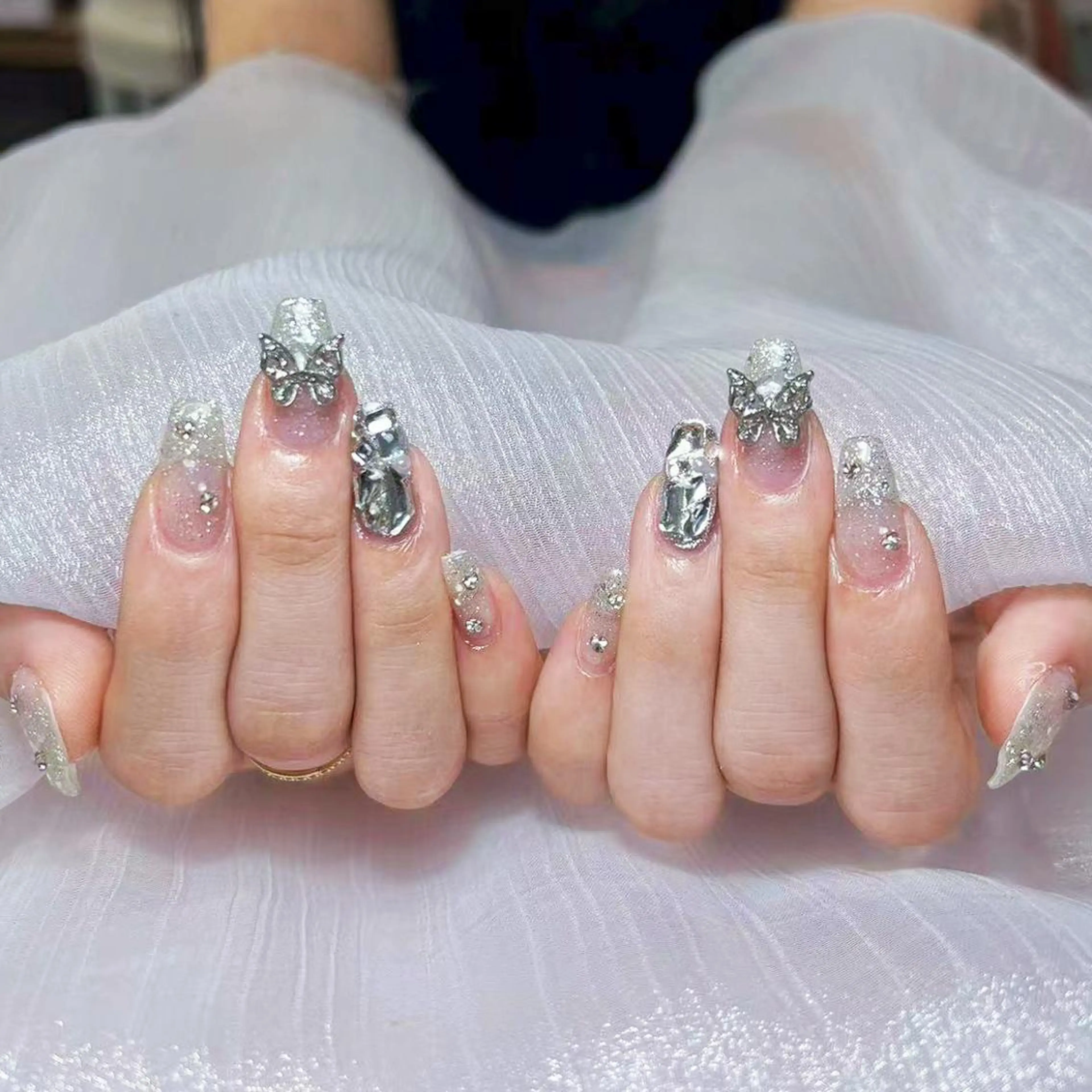 ネイル アートネイル オーロラネイル ガーリー キラキラネイル 韓国ネイル ハンドネイル diamond ♥のネイルデザイン