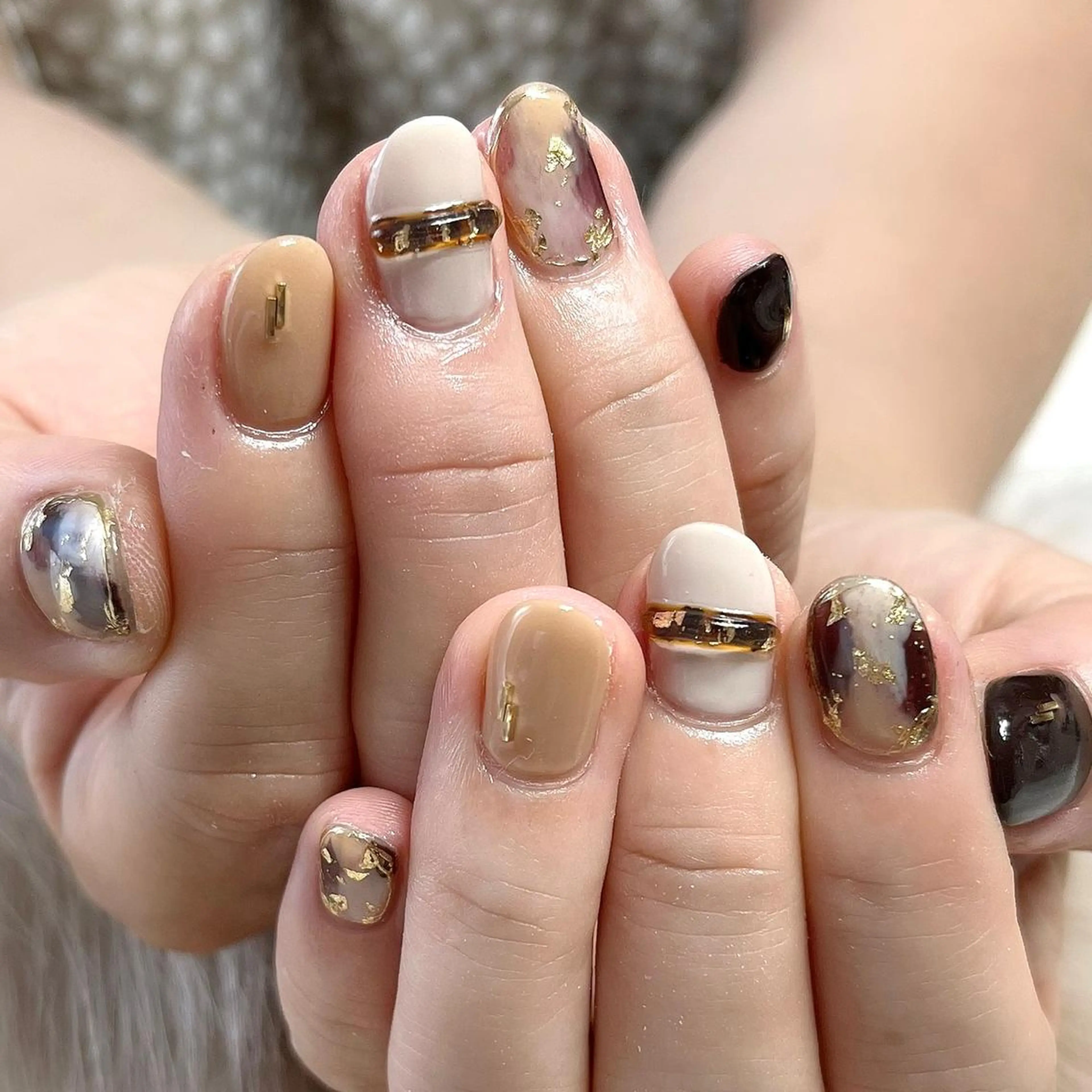 ネイル べっ甲ネイル ニュアンスネイル Nail Salon Momoのネイルデザイン