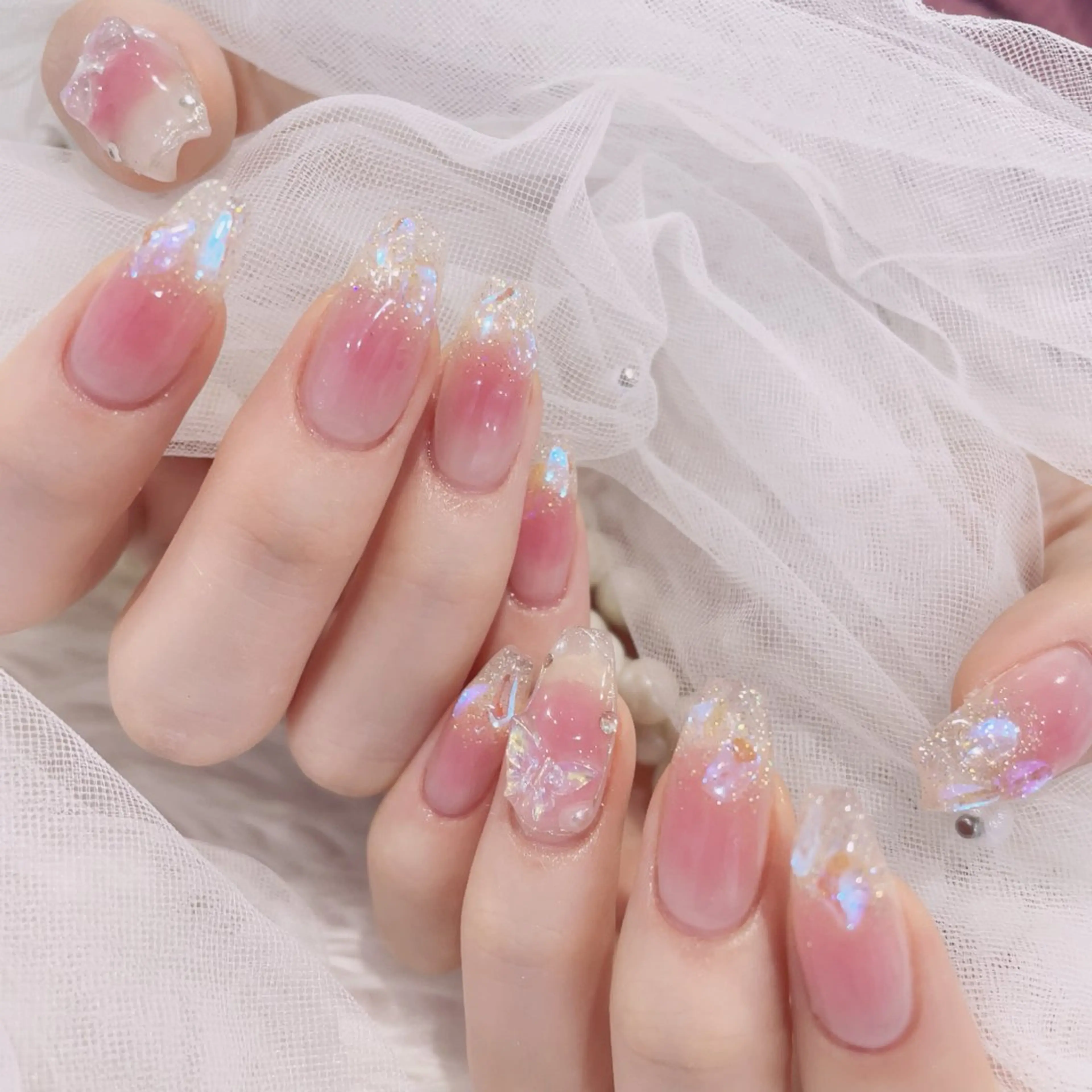 セミロング ハンドネイル cho nailのネイルデザイン