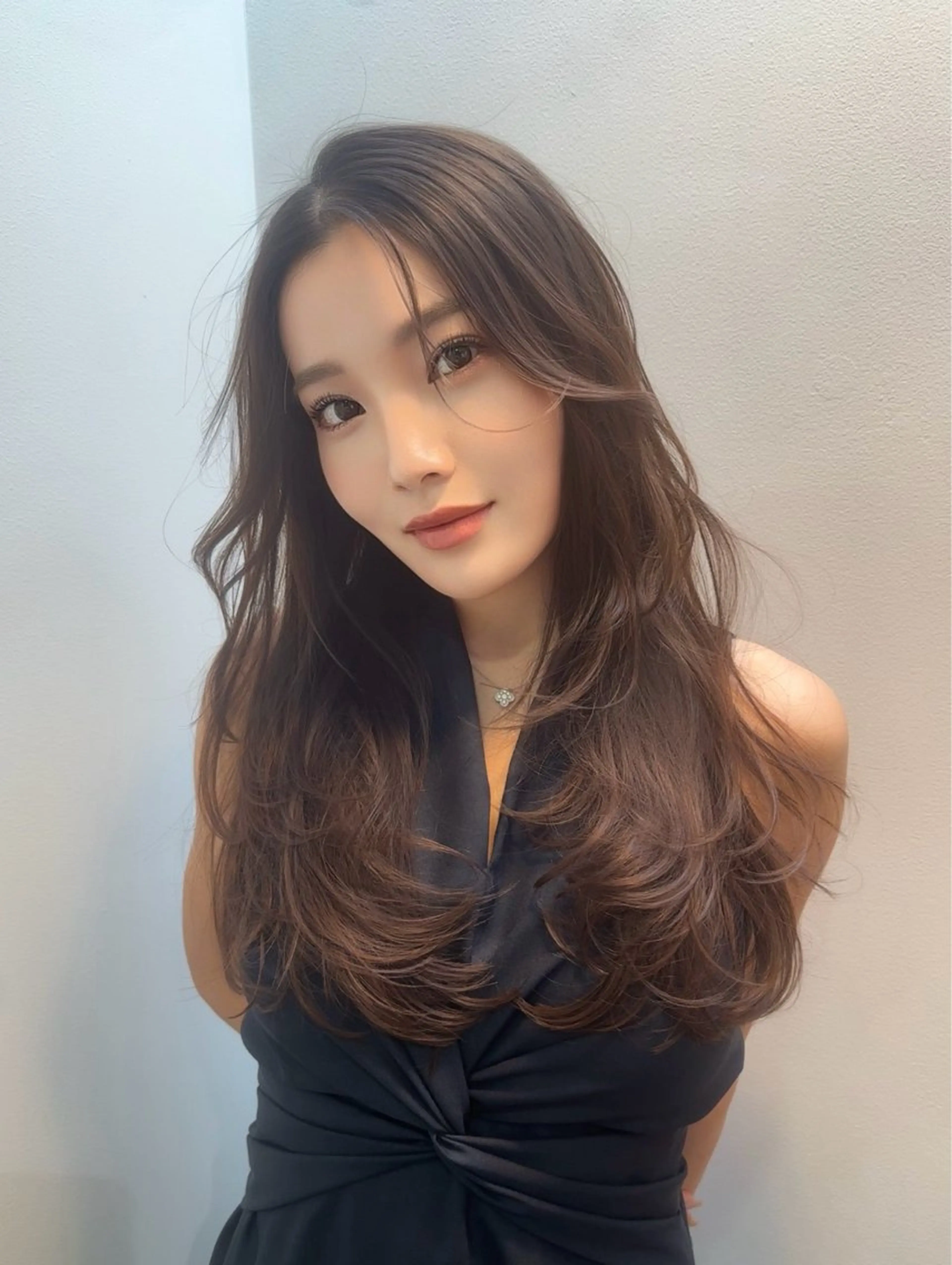 ロング カット ヘアカラー トリートメント レイヤーカット/ 鐙大斗アブミヒロトのヘアスタイル