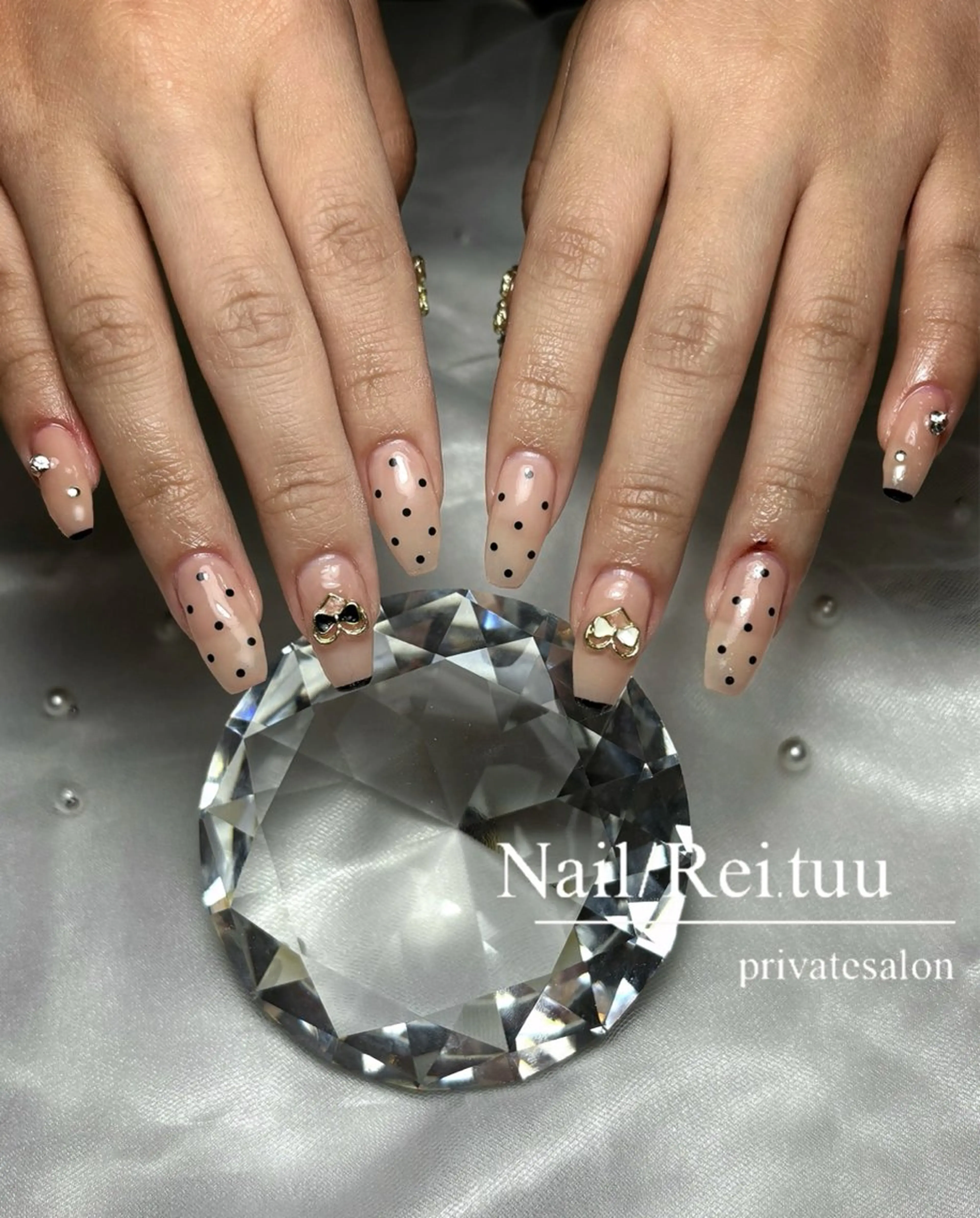 ネイル フラッシュネイル フレンチネイル キラキラネイル ロングネイル マグネットネイル Nailsalon / Rei.tuuのネイルデザイン