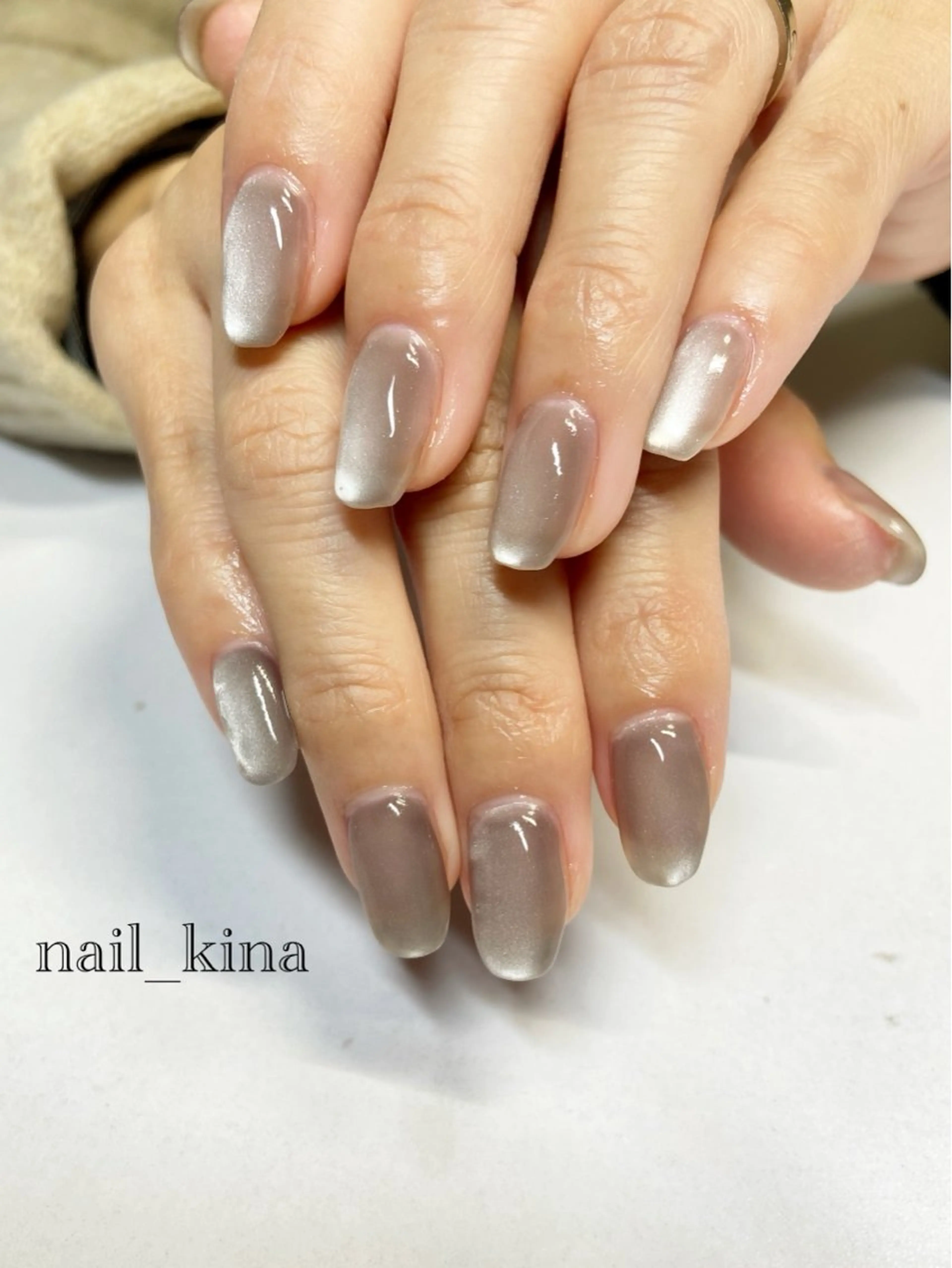 ネイル マグネットネイル マグネットワンカラー ワンカラーネイル nail_ kinaのネイルデザイン