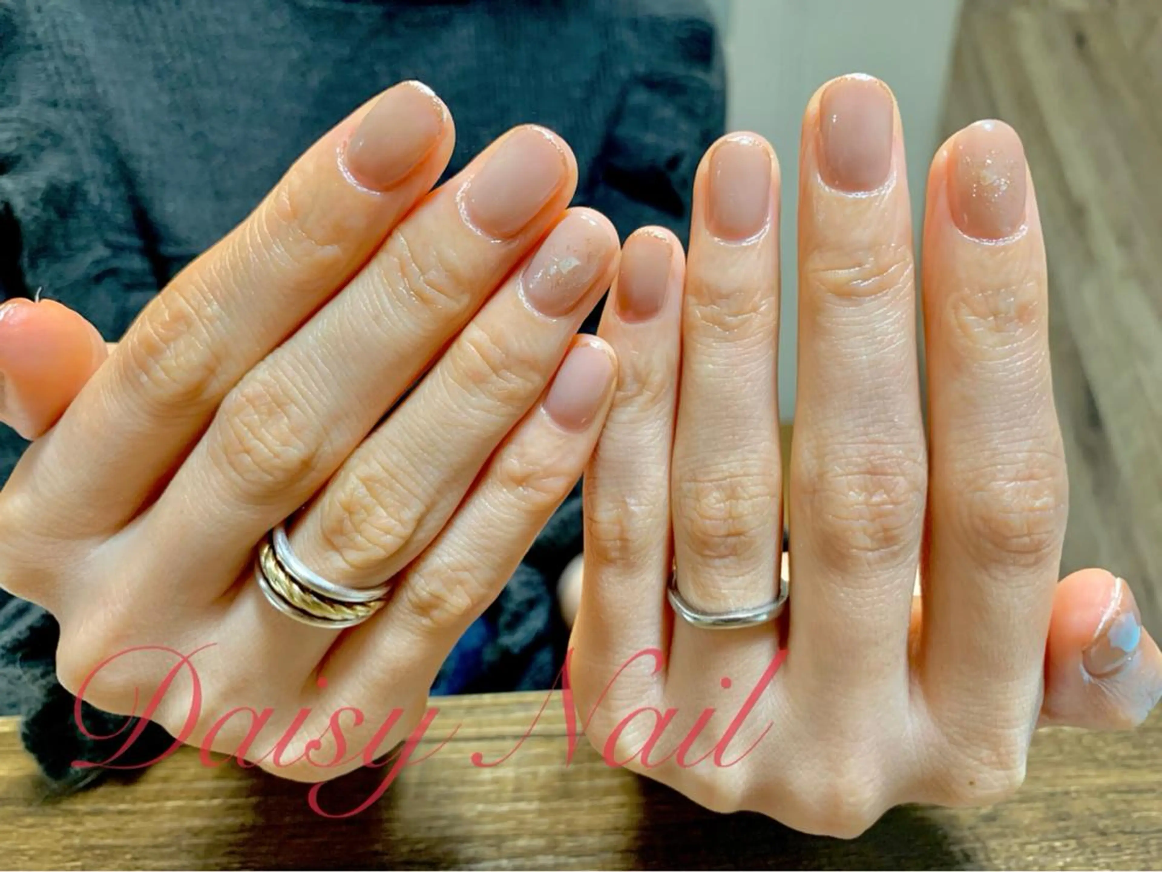 ネイル うる艶♡透明感ネイル Rirashiaのネイルデザイン