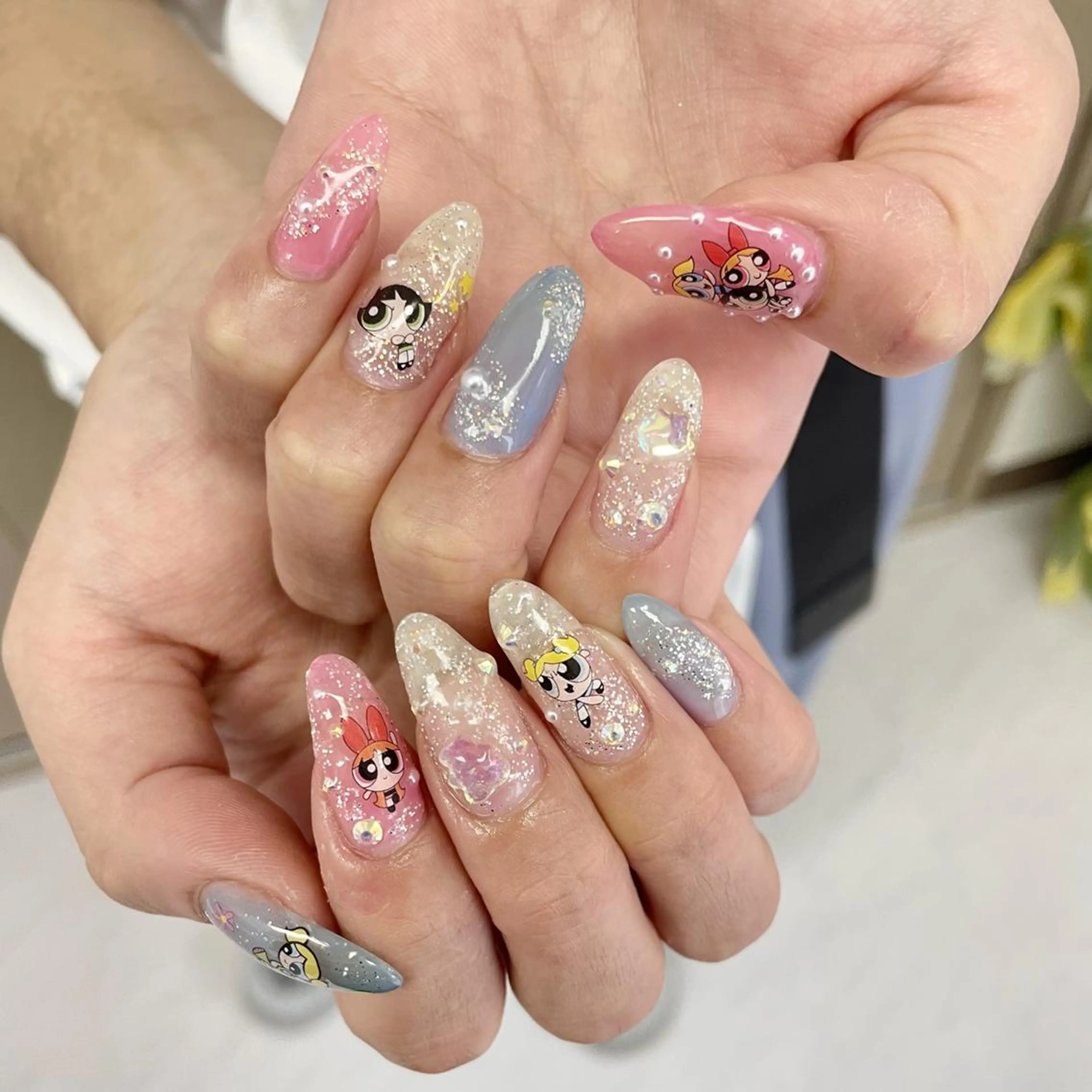 ネイル オーロラネイル チークネイル フットネイル フレンチネイル ガラスフレンチ ハンドネイル 大阪福島　SeneL Sayaka🤍🐩のマツエク・マツパデザイン