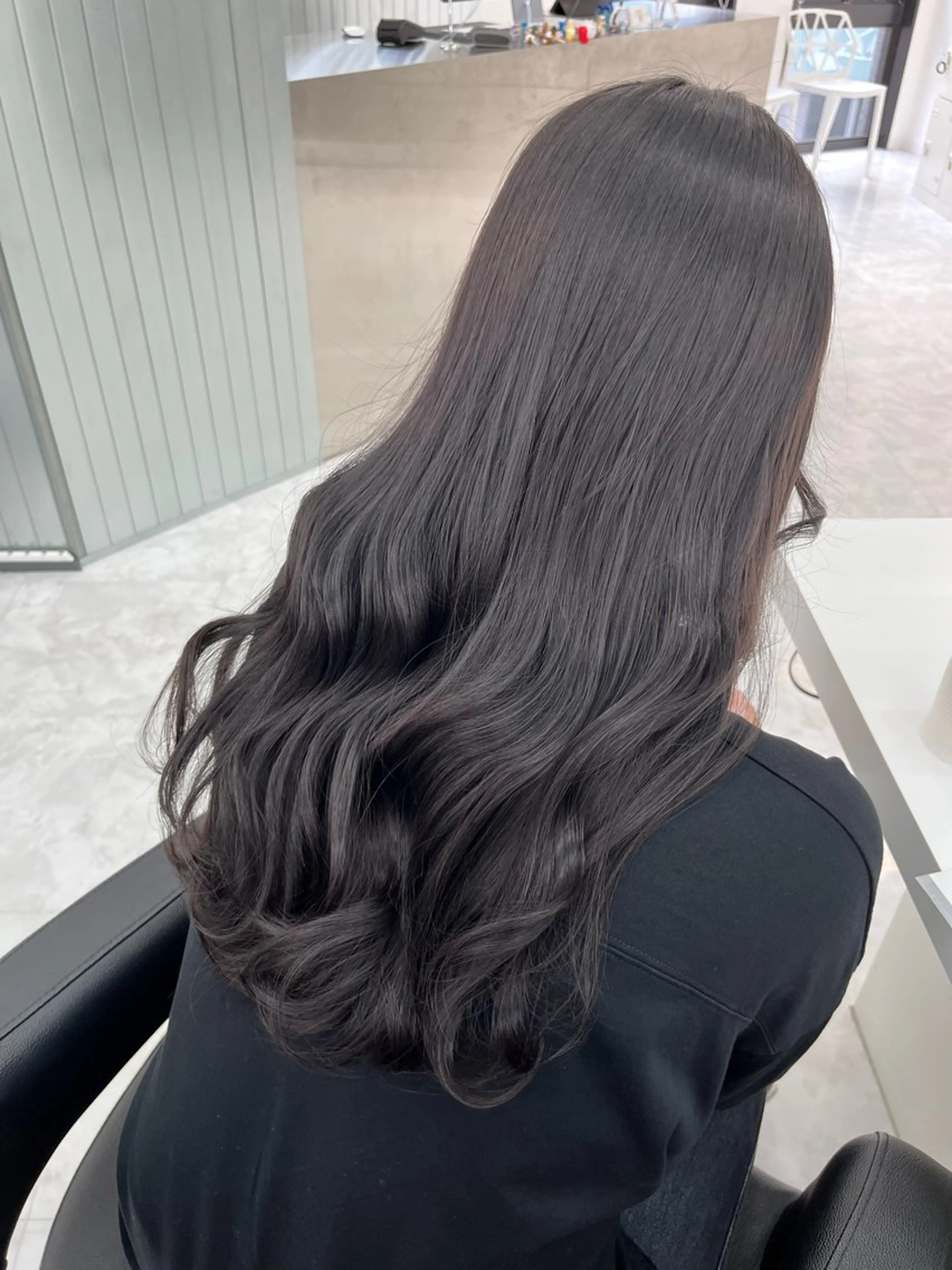 ロング カラー ヘアアレンジ 艶髪ハイトーン🫧 Kurehaのヘアスタイル