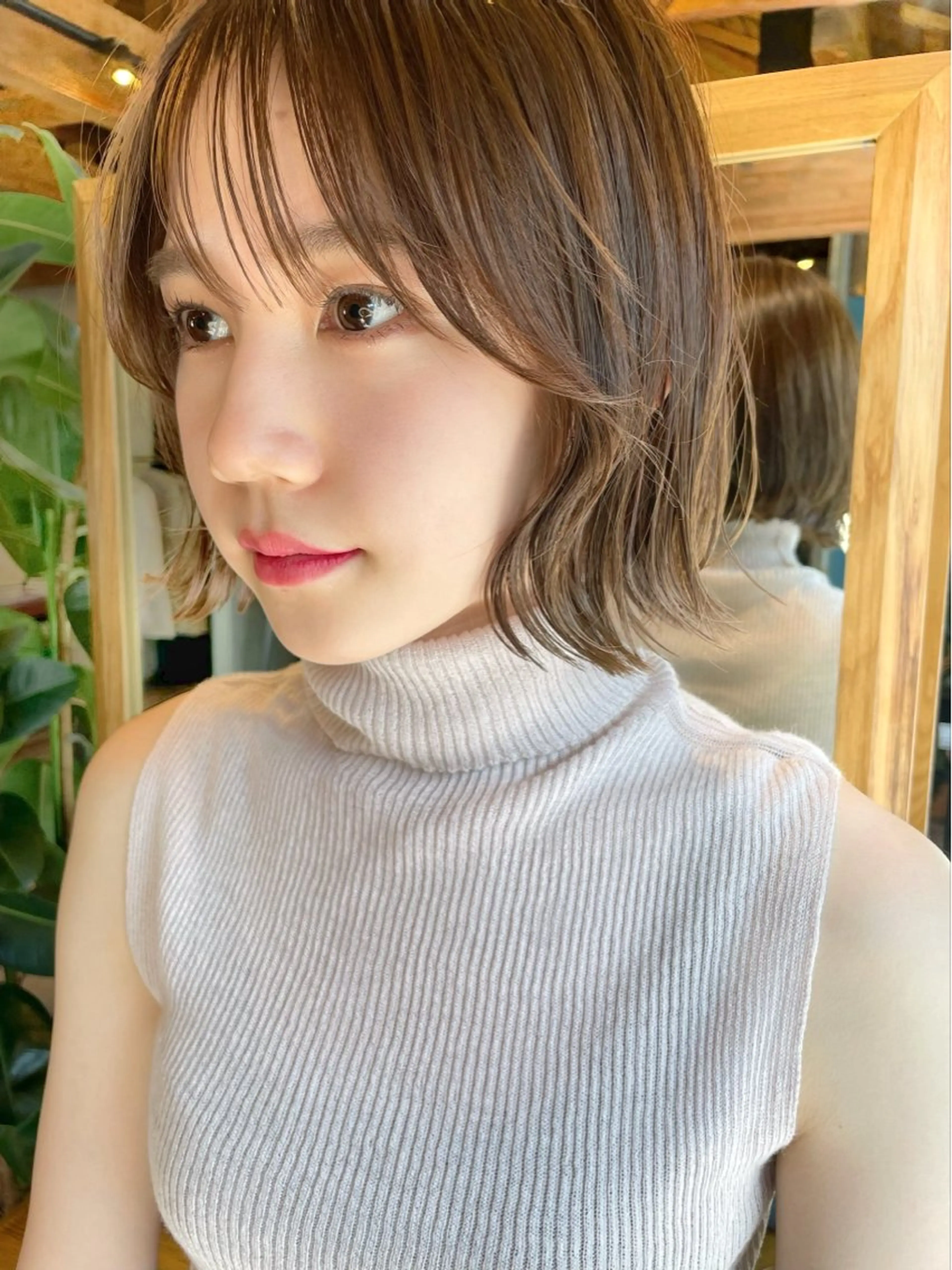 ショート カラー 切りっぱなしボブ ボブレイヤー ボブ くびれヘア 顔まわりレイヤー カット ヘアカラー 結べるレイヤーボブ くびれLady表参道のヘアスタイル