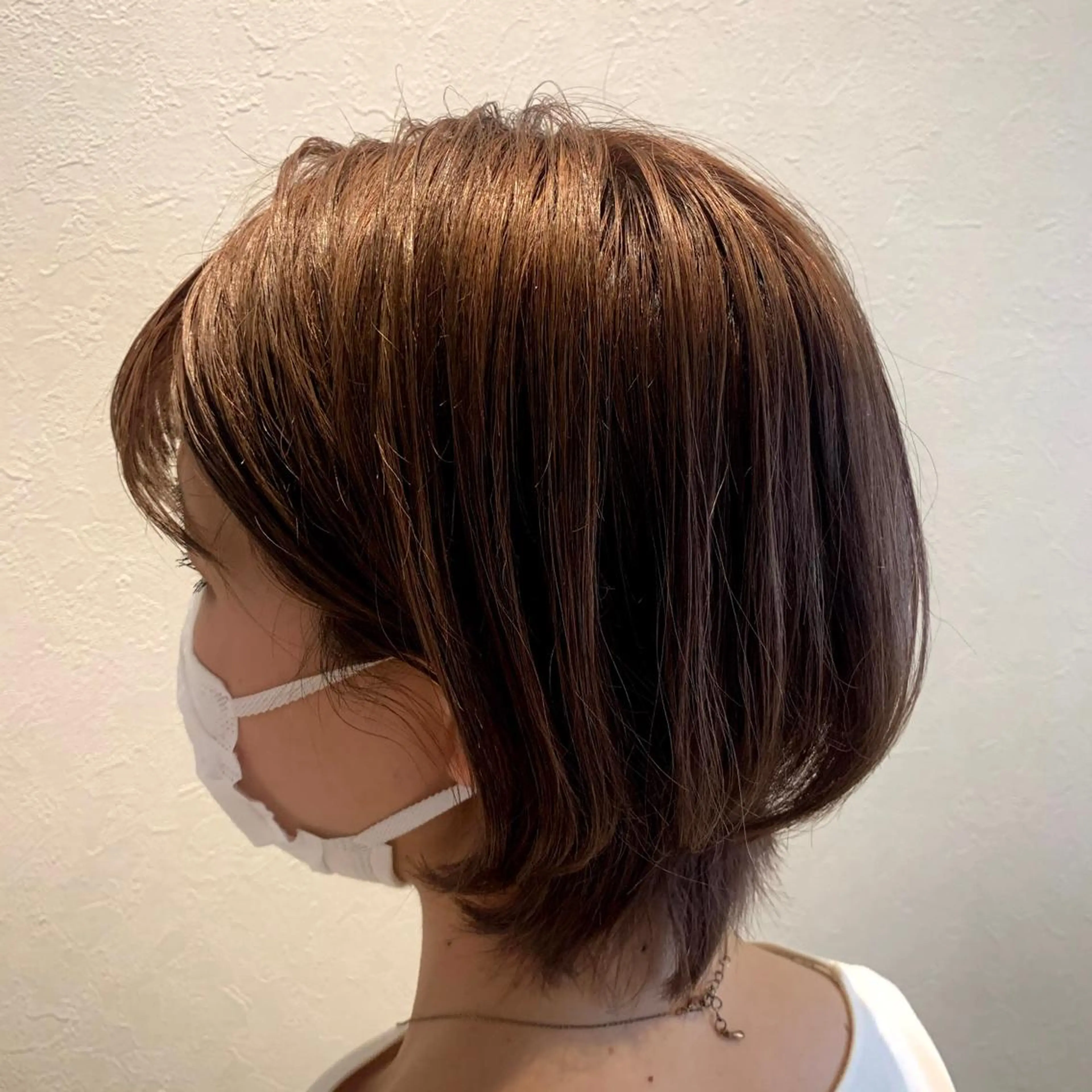 ショート カラー 溝口 奈穂のヘアスタイル