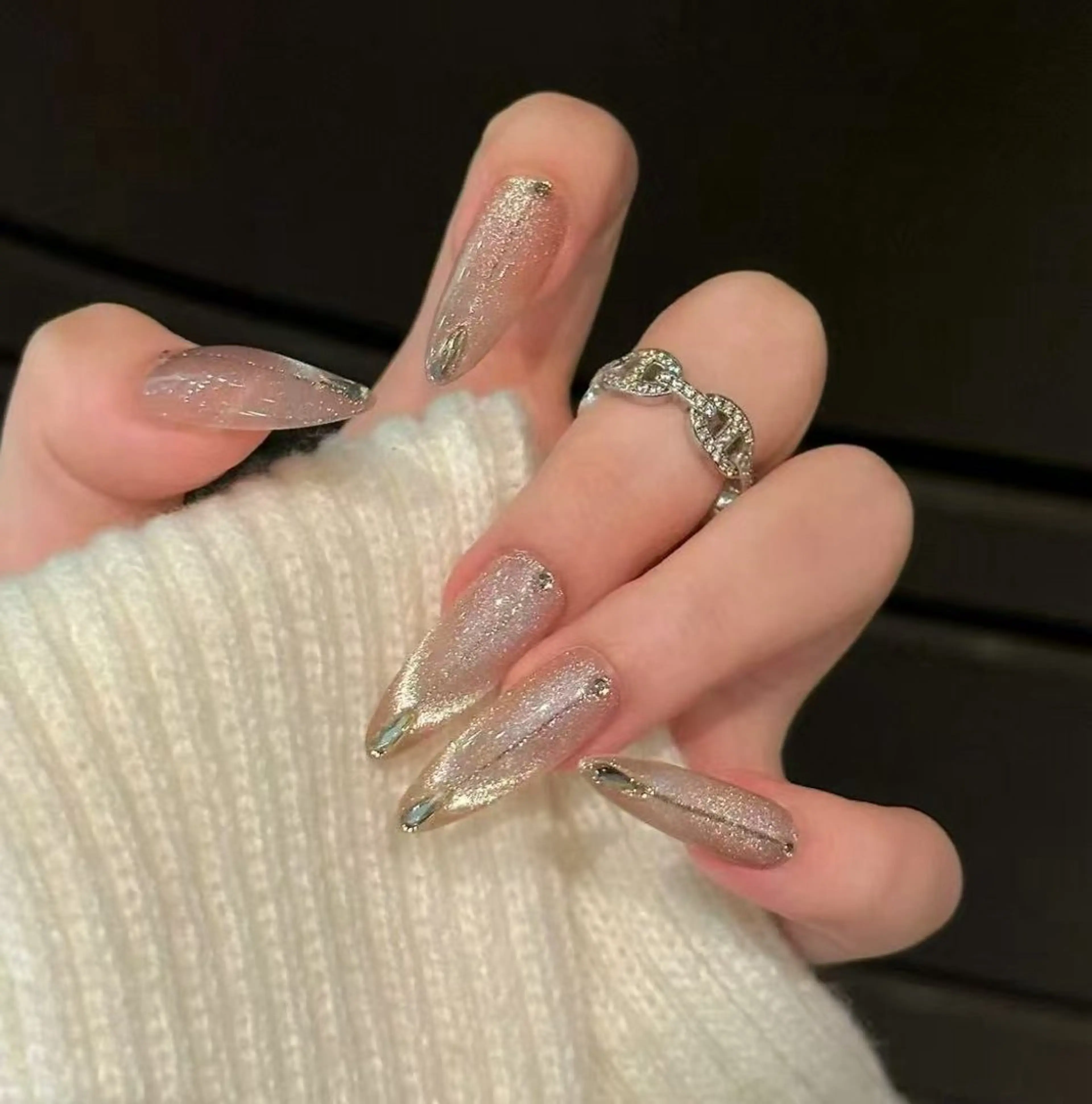 ネイル オーロラネイル フラワーネイル フットネイル フレンチネイル ジェルネイル ハンドネイル BabyYouMi nailのネイルデザイン