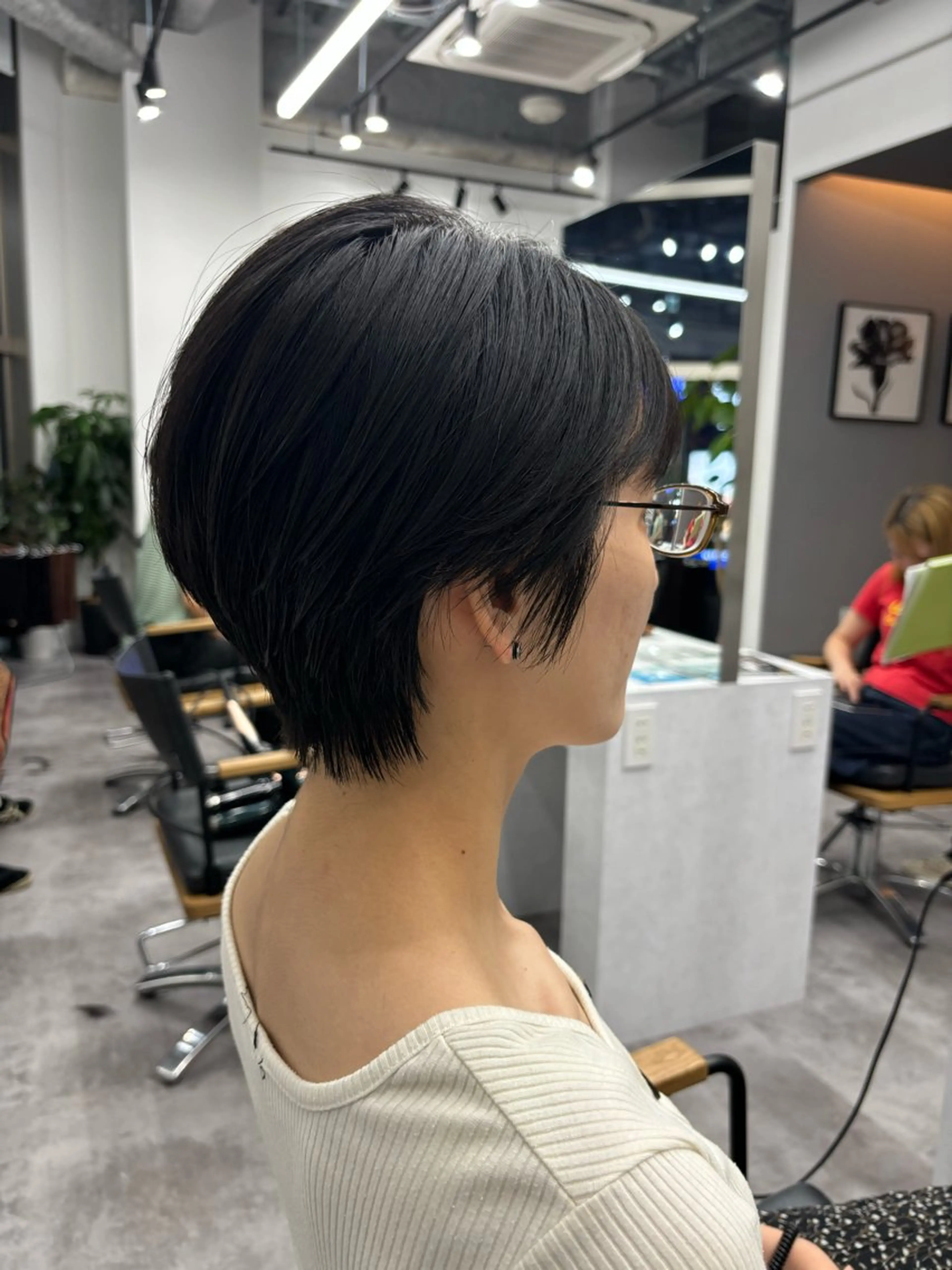 ショート カラー パーマ ヘアアレンジ マエダ アズミ🌱のヘアスタイル