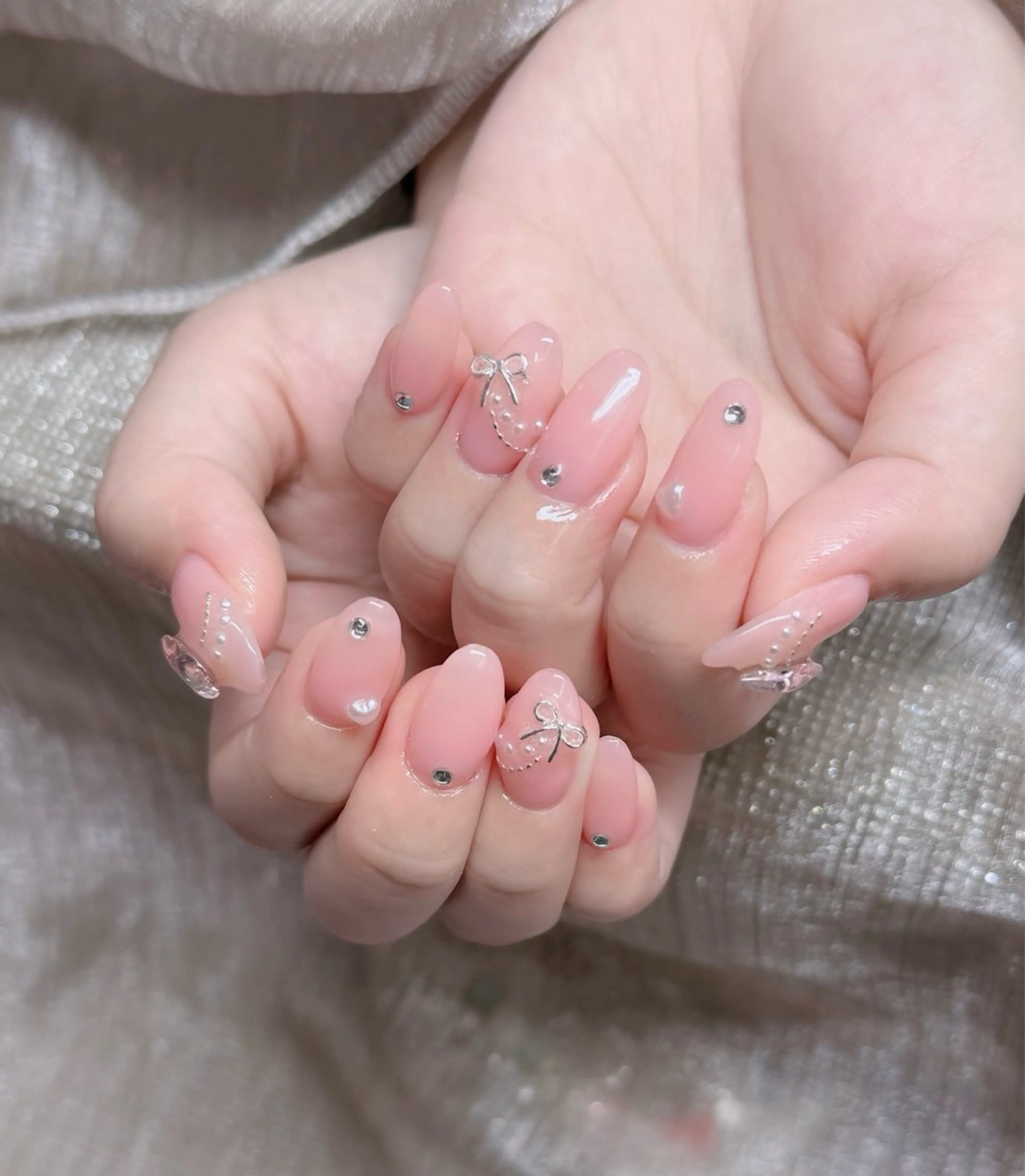ネイル フレンチネイル ジェルネイル ガラスフレンチ ハロウィン ハート H.baby nail所属・H.baby Nail Salonのネイルデザイン