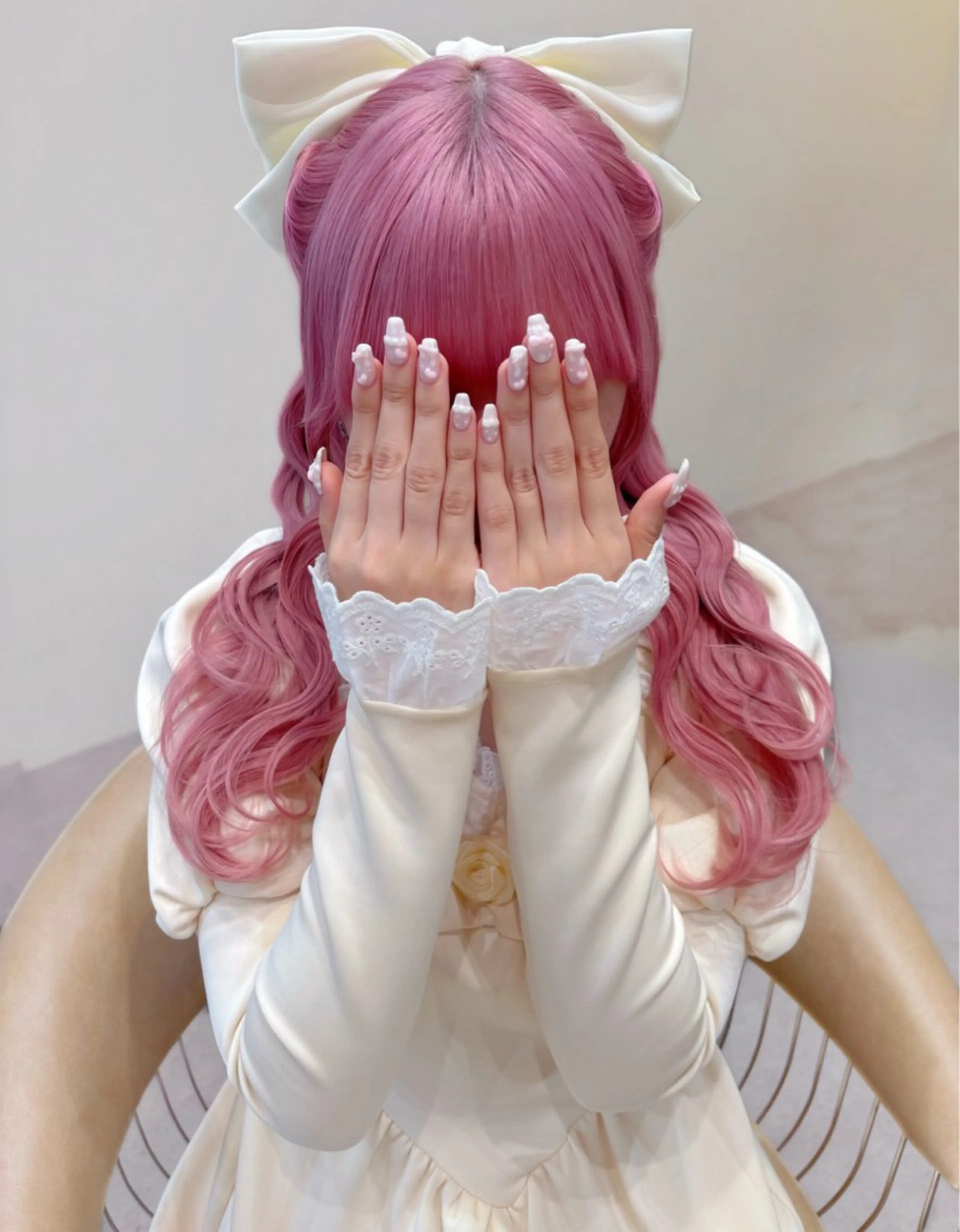 ロング カラー ヘアアレンジ カット ヘアカラー トリートメント 艶暗髪 ピンクカラー 似合わせカット 栄のヘアスタイル